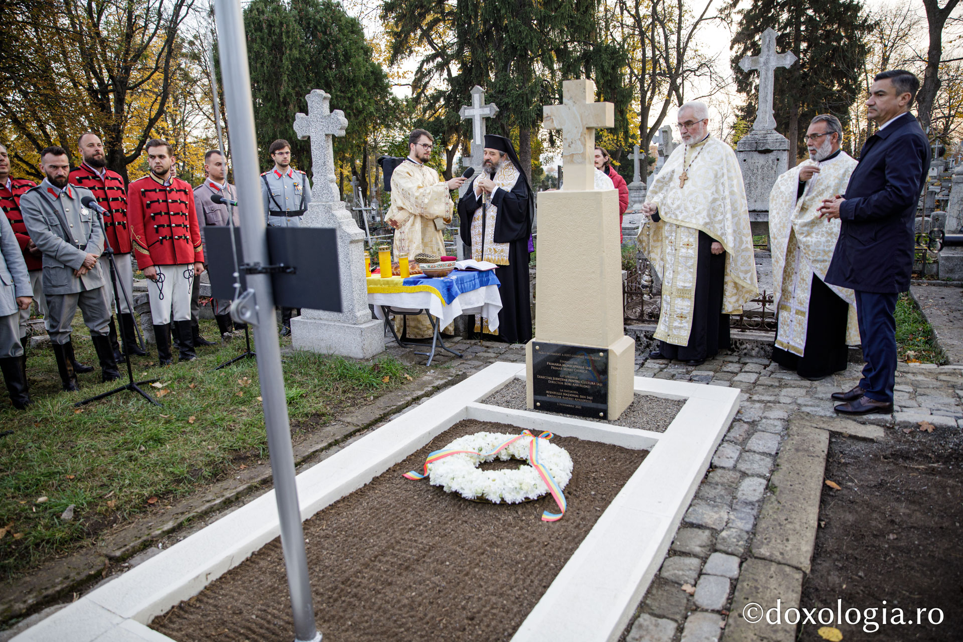 Mormântul arhitectului Mitropoliei Moldovei și Bucovinei, George M. Cantacuzino, a fost sfințit astăzi la Eternitatea