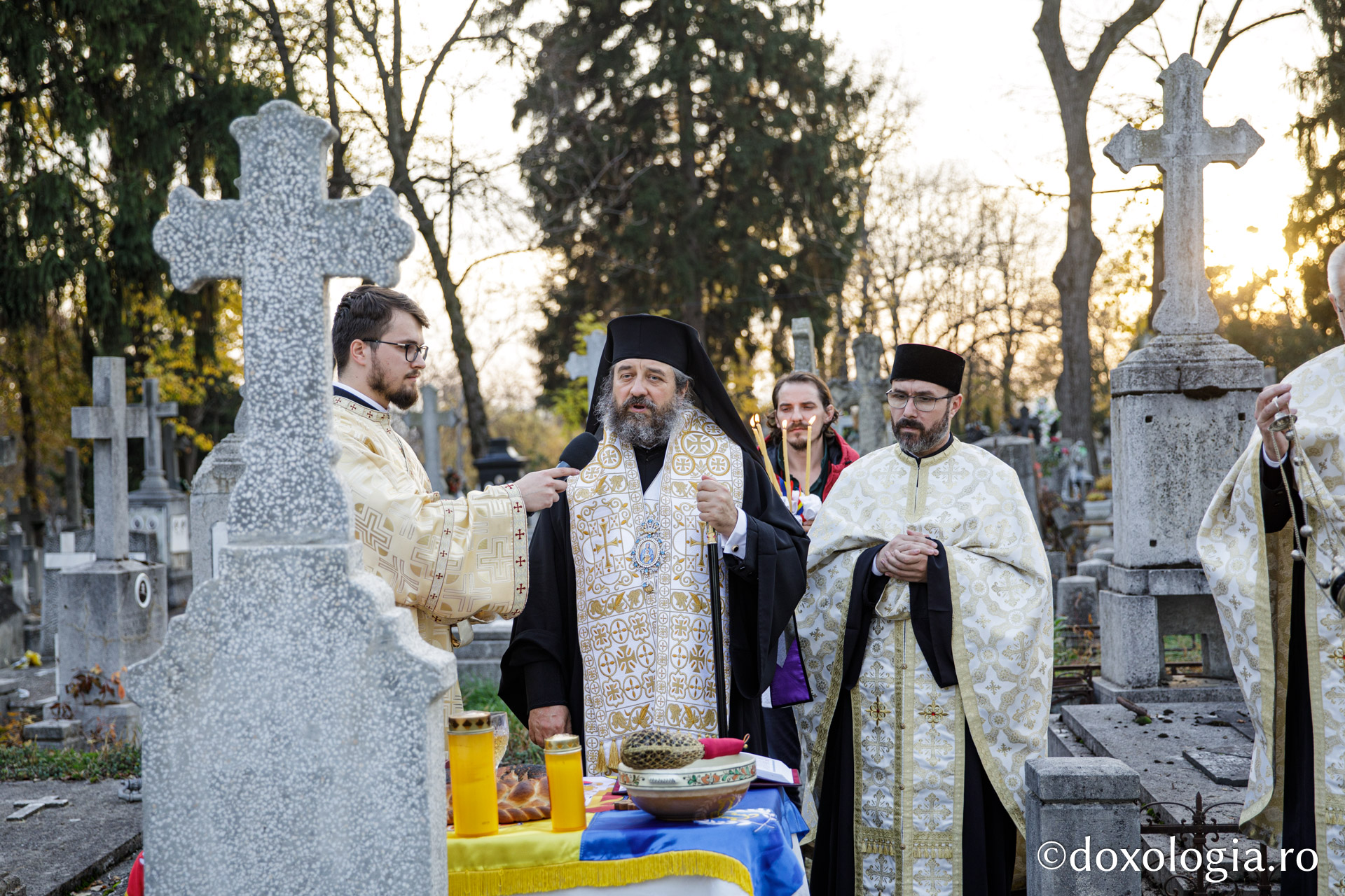 Mormântul arhitectului Mitropoliei Moldovei și Bucovinei, George M. Cantacuzino, a fost sfințit astăzi la Eternitatea