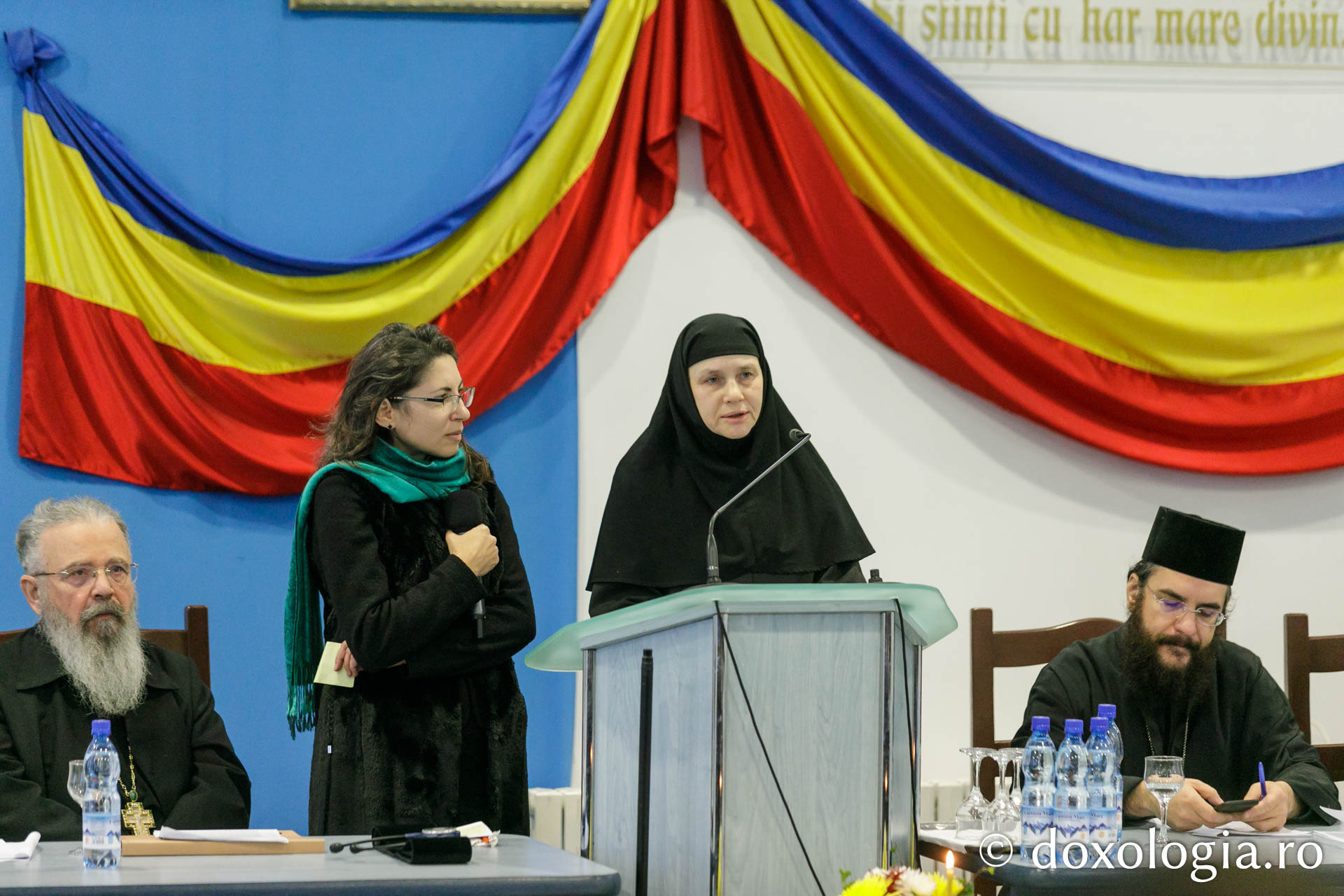 Foto: pr. Silviu Cluci Lucrările Simpozionului dedicat Sfântului Paisie Velicicovschi continuă la Seminarul Teologic de la Mănăstirea Neamț
