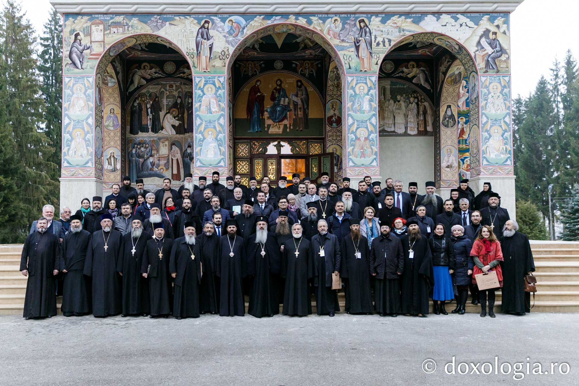 Foto: pr. Silviu Cluci Lucrările Simpozionului dedicat Sfântului Paisie Velicicovschi continuă la Seminarul Teologic de la Mănăstirea Neamț