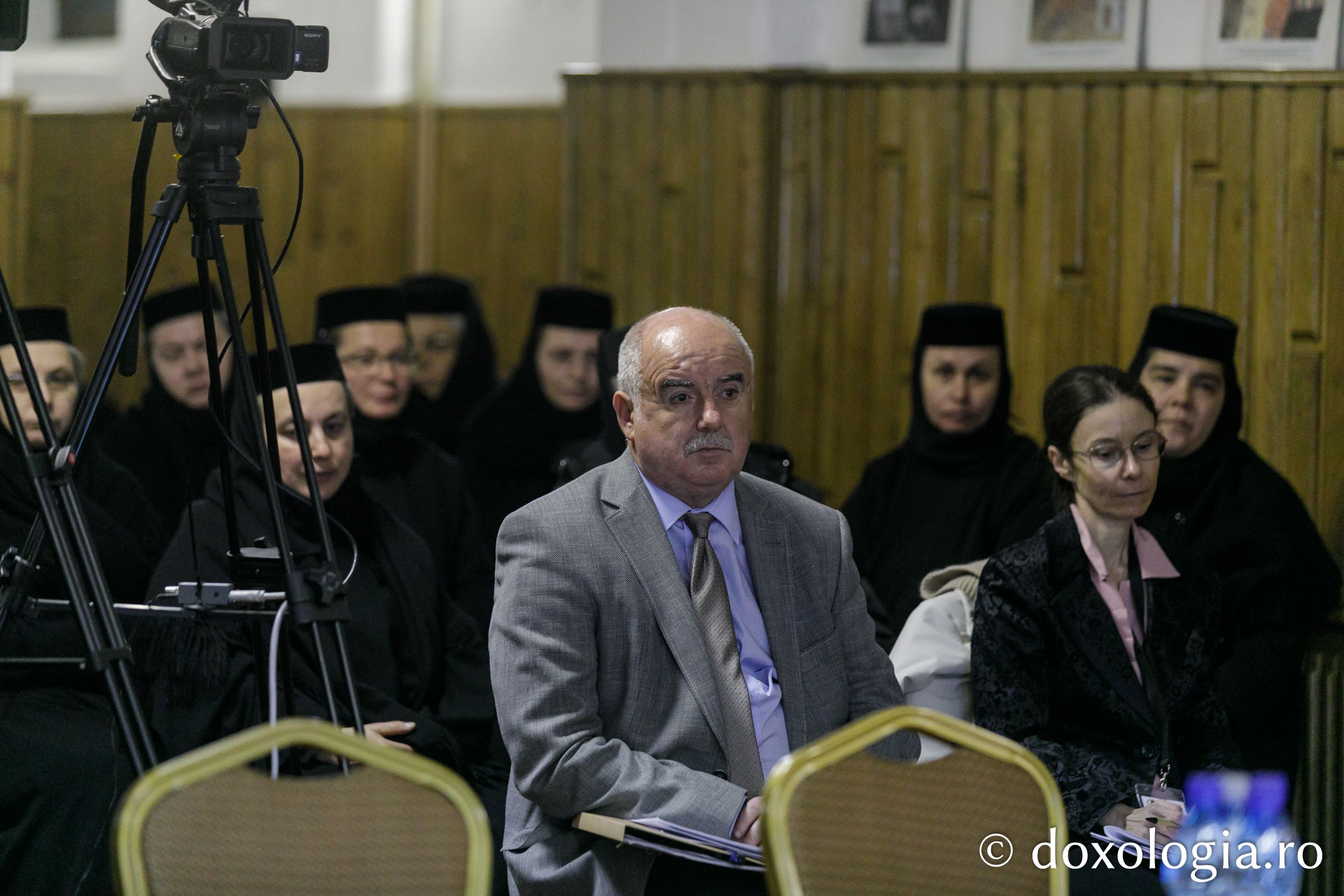 Foto: pr. Silviu Cluci Lucrările Simpozionului dedicat Sfântului Paisie Velicicovschi continuă la Seminarul Teologic de la Mănăstirea Neamț