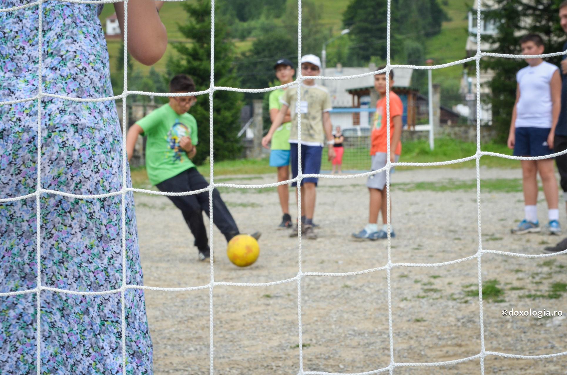 Lăsându-l pe diavol în... ofsaid!