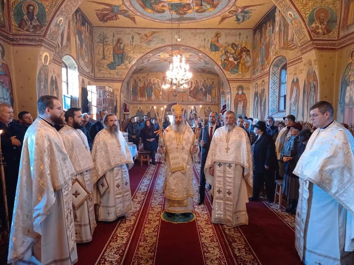 O candelă pentru unitatea neamului românesc va arde la Nemţişor