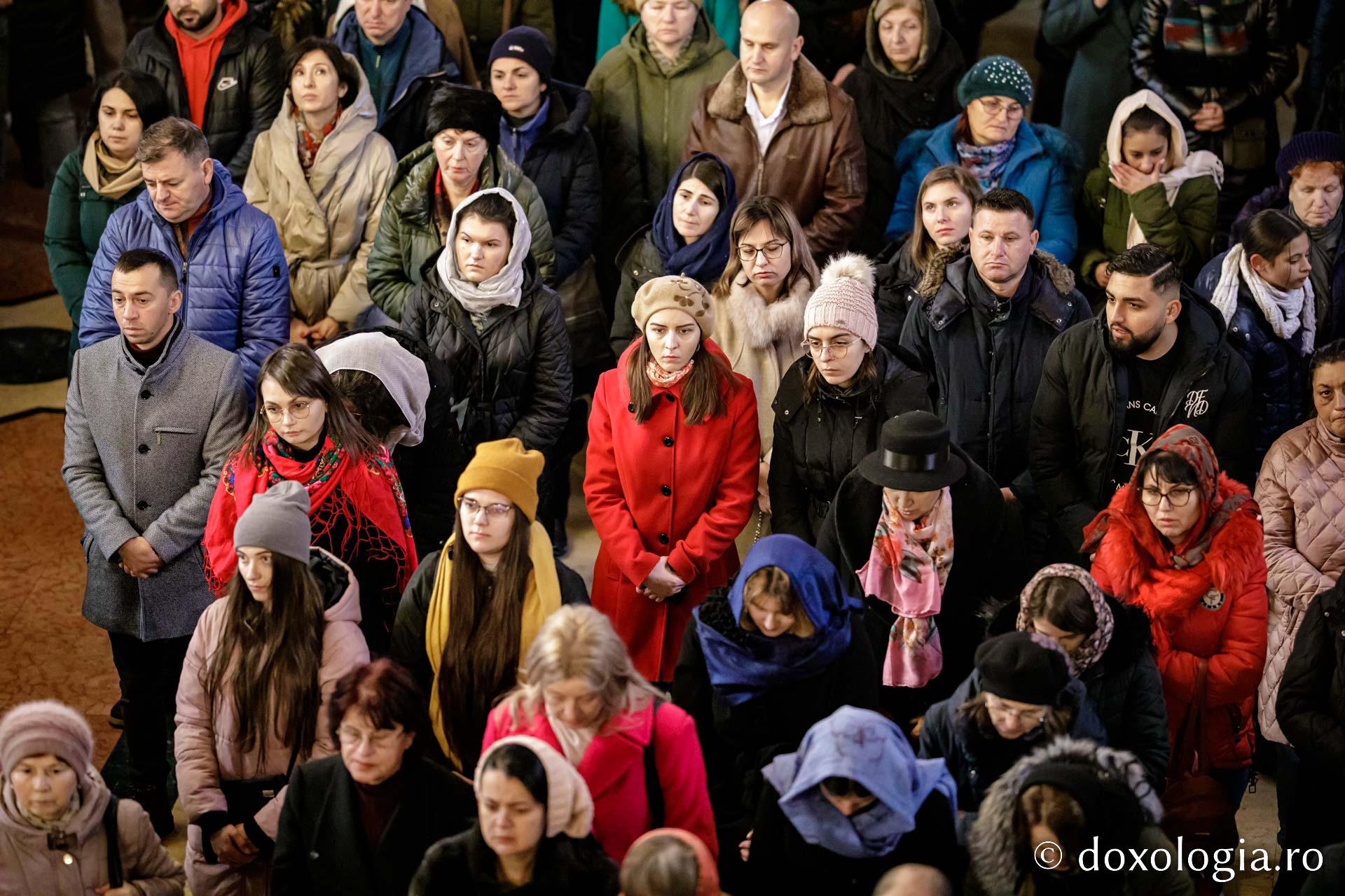 Starețul Efrem Vatopedinul, la Catedrala din Iași: „La taina Sfintei Liturghii, la care se dă în dar harul, mintea se deschide ca să priceapă scripturile”