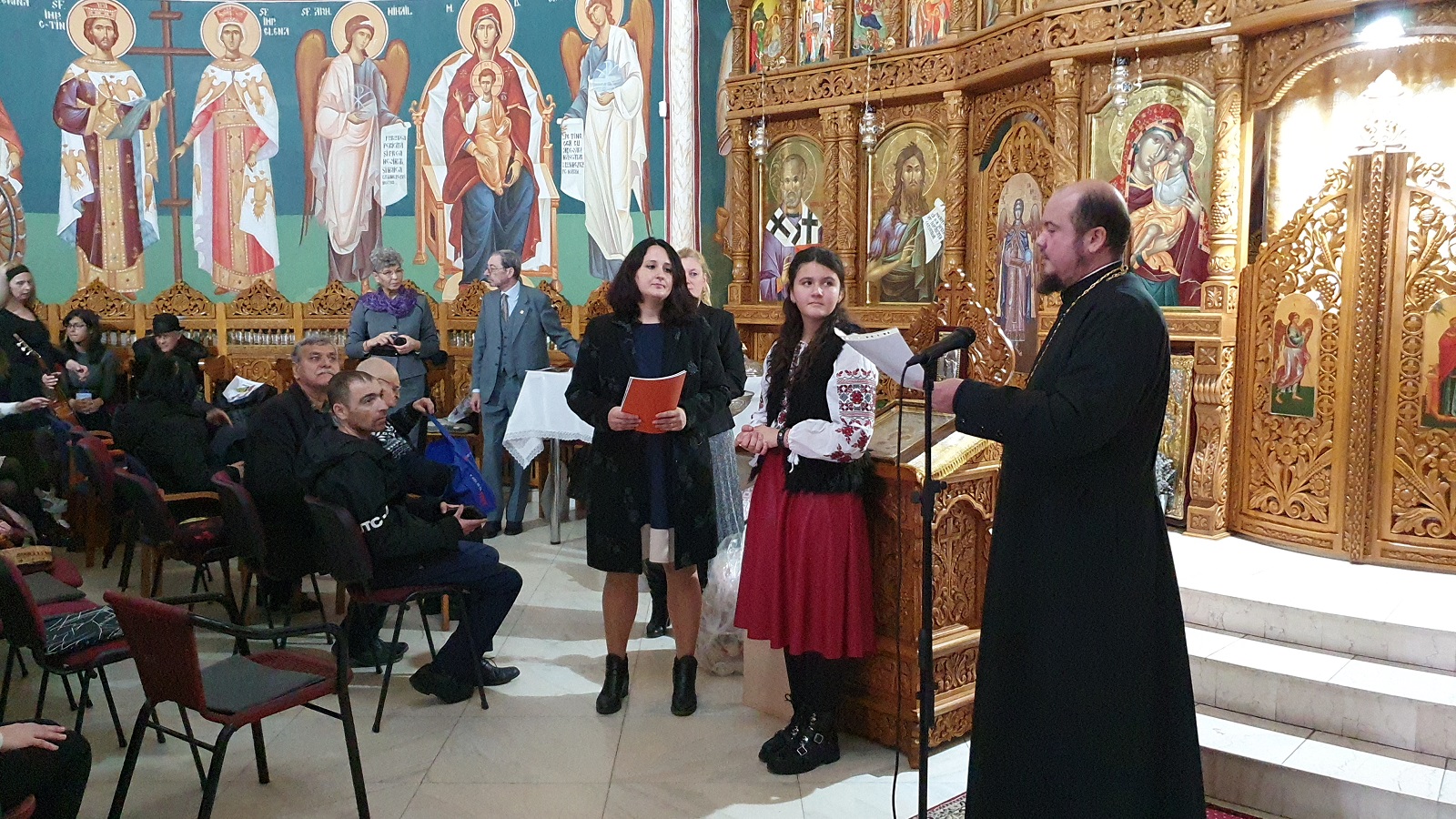 Festivitatea de premiere a Concursului literar „Nașterea Domnului – prilej de bucurie sfântă”