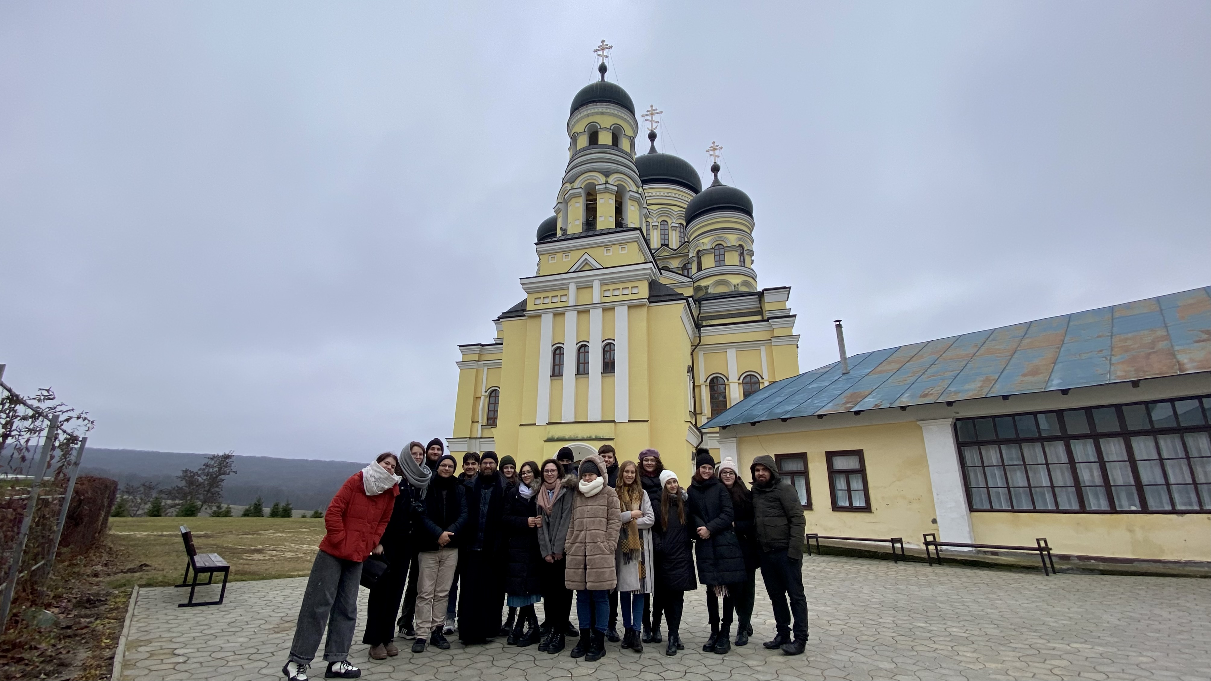 Pelerinaj în Basarabia: acasă la românii de peste Prut