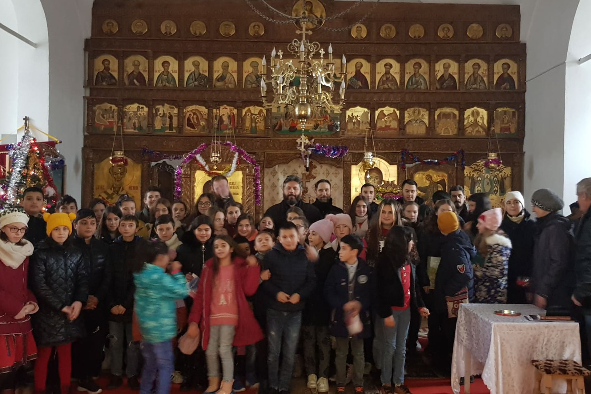 Cartea veche bisericească și importanța ei pentru cultura română – proiect partenerial la parohia Pocreaca