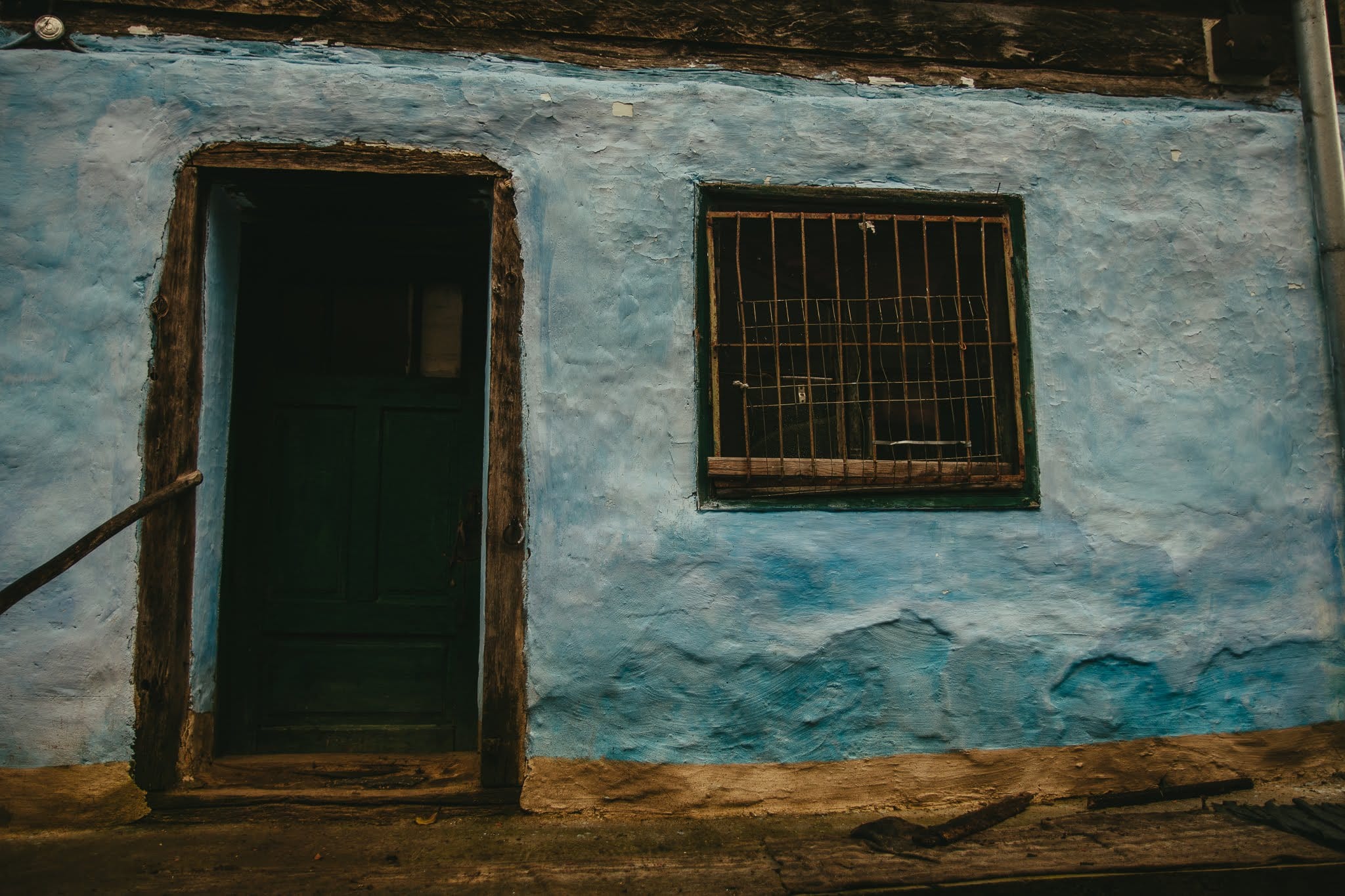 Colind și întâlnire de taină cu nepotul unui pustnic: „Dormiți aici, eu mă pot odihni afară. Vă las în așternutul meu”