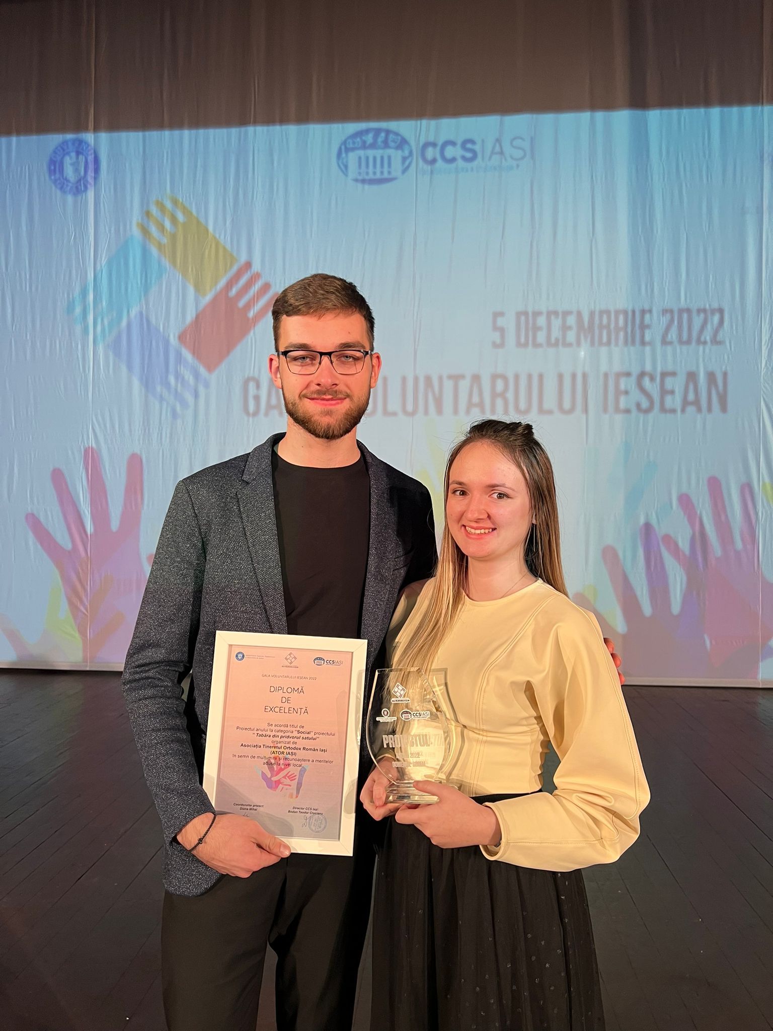 Asociațiile studențești ASCOR și ATOR Iași, premiate la „Gala Voluntarului Ieșean”