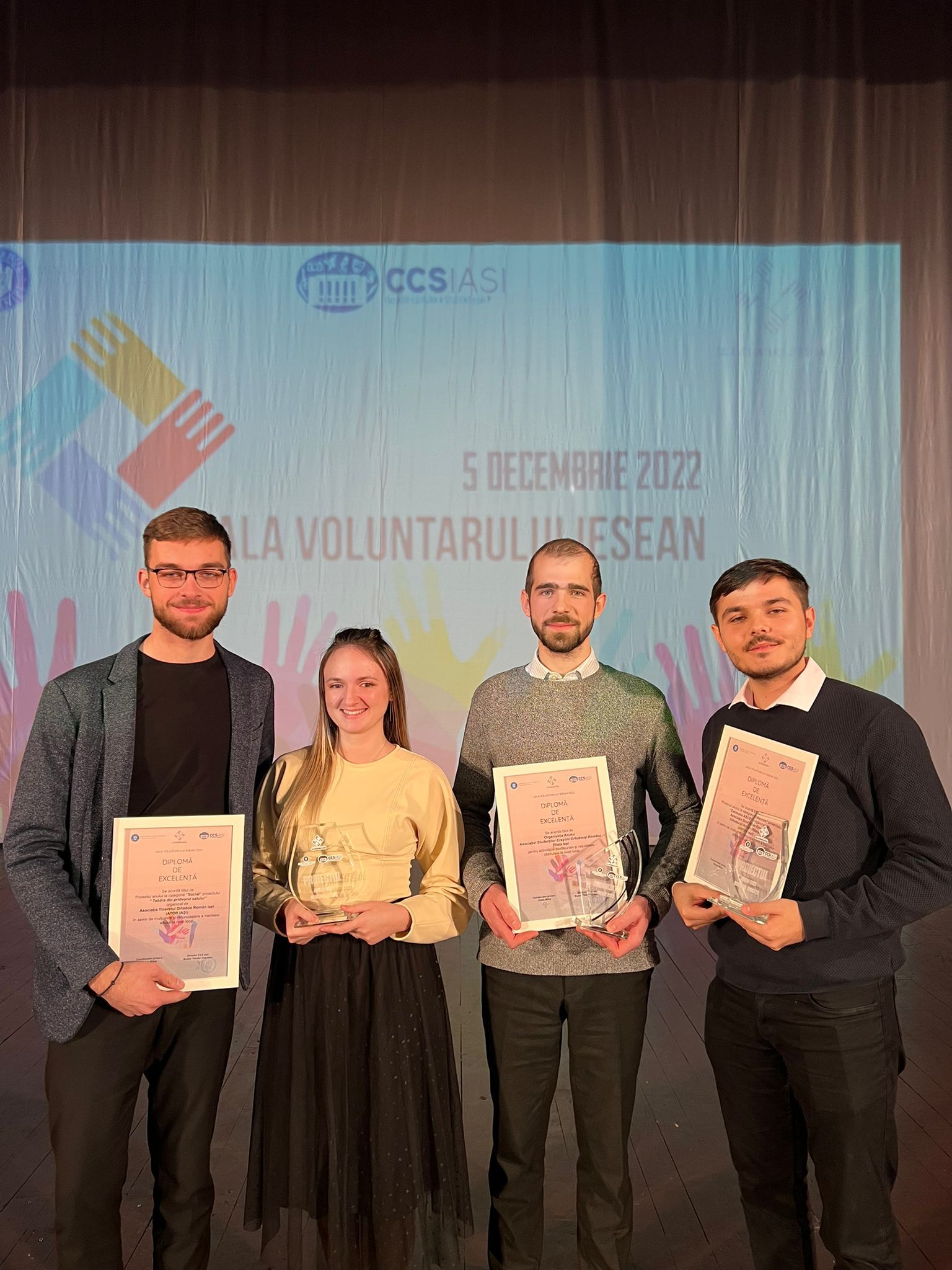 Asociațiile studențești ASCOR și ATOR Iași, premiate la „Gala Voluntarului Ieșean”