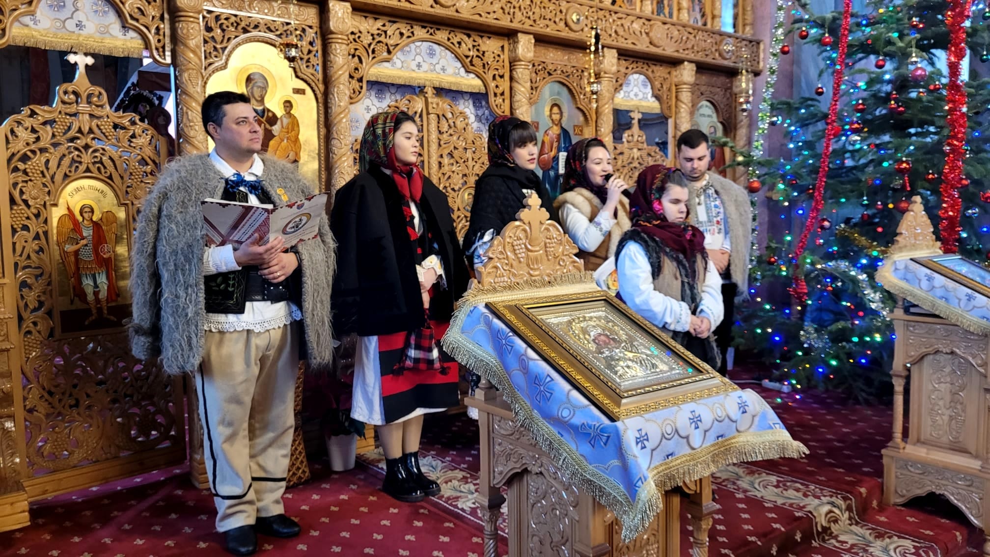 „Din altarul cerului” - primul concert de colinde din viața parohiei ortodoxe Săcălășeni din Maramureș