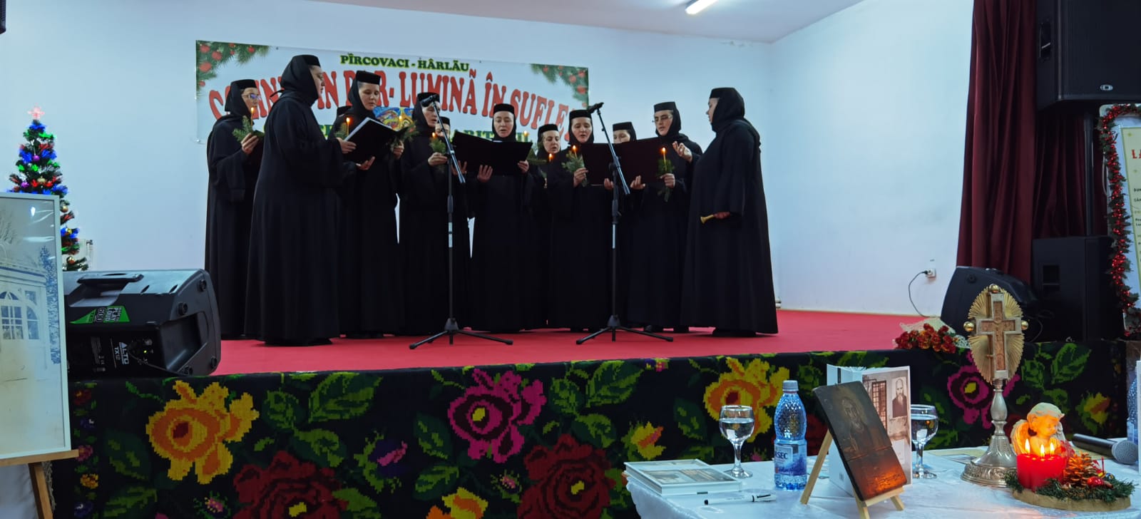 Lansare de carte și concert de colinde la Pârcovaci