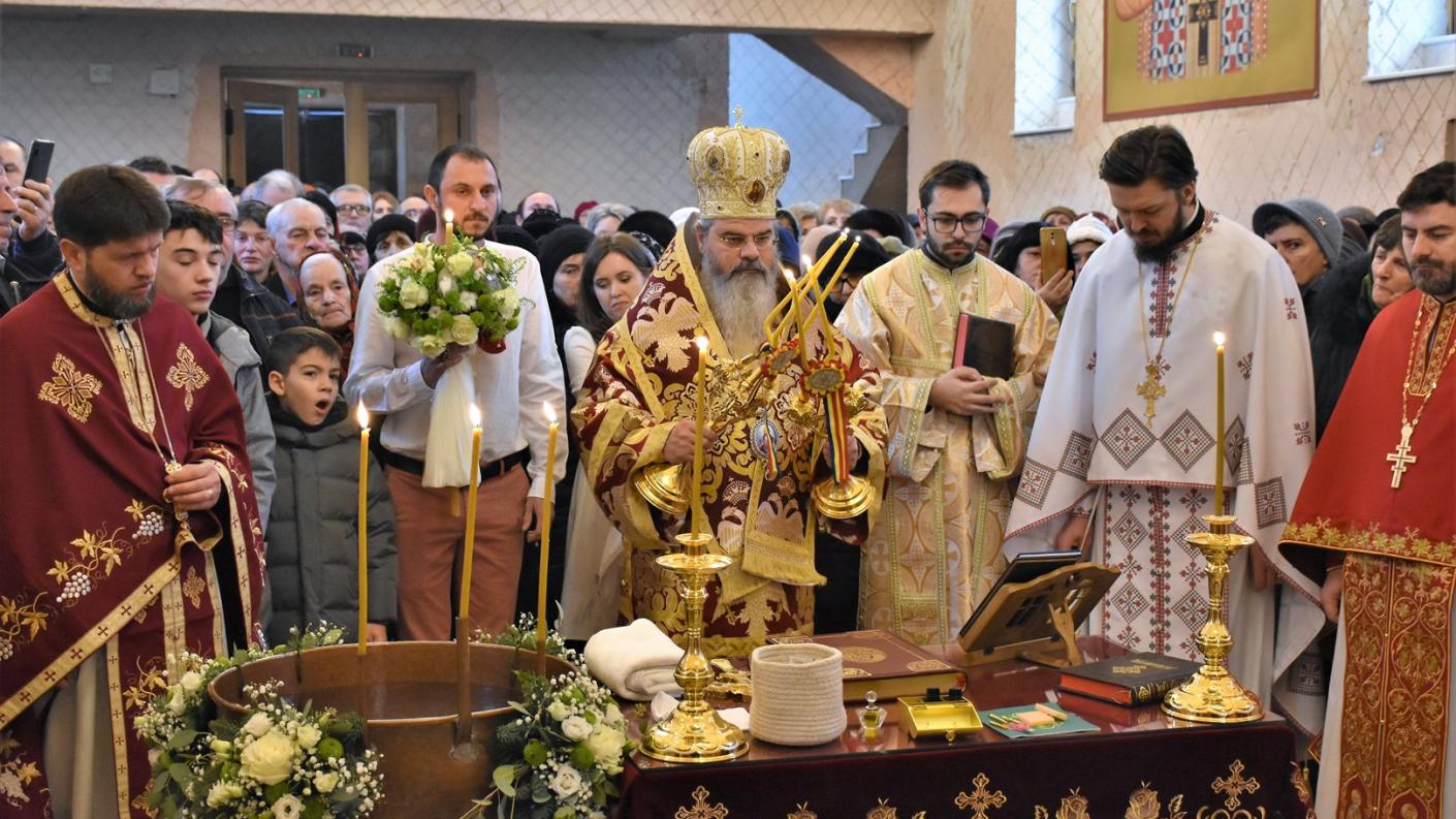 PS Ignatie: „Când iubim pe cineva, suntem plini de prezența acelei persoane. Sfântul Arhidiacon Ștefan era plin de iubirea față de Hristos”