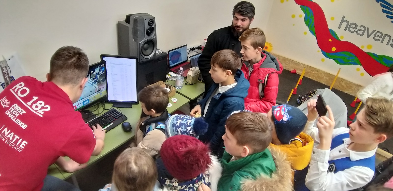 Bucuria de a dărui la Liceul Teoretic de Informatică Grigore Moisil Iași