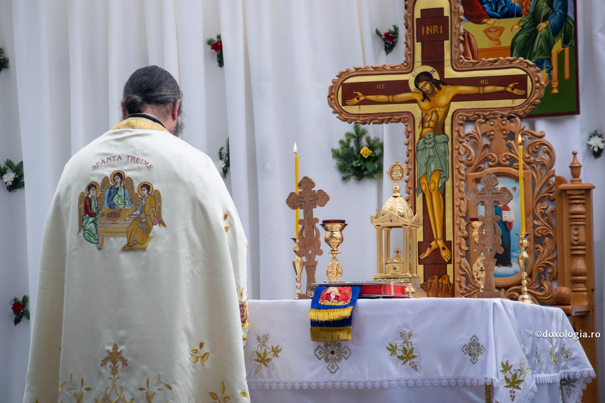 Rugăciunea este cuvânt de comuniune la care tre­buie să fim cu mare atenție