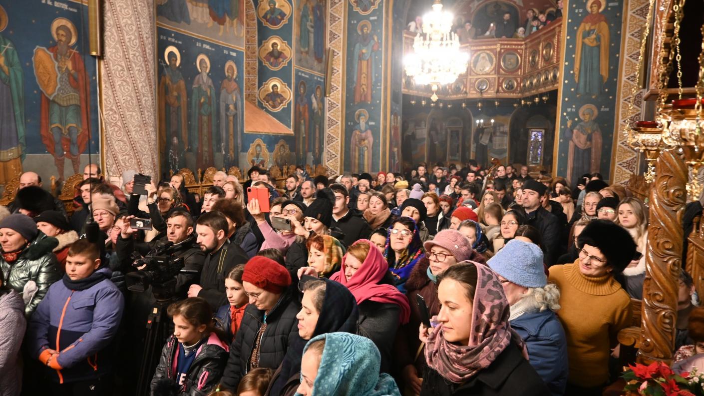 PS Ignatie: „Fiecare creștin, a cărui casă este colindată și în care se vestește Nașterea Domnului, se bucură de apelativul de «boier»”