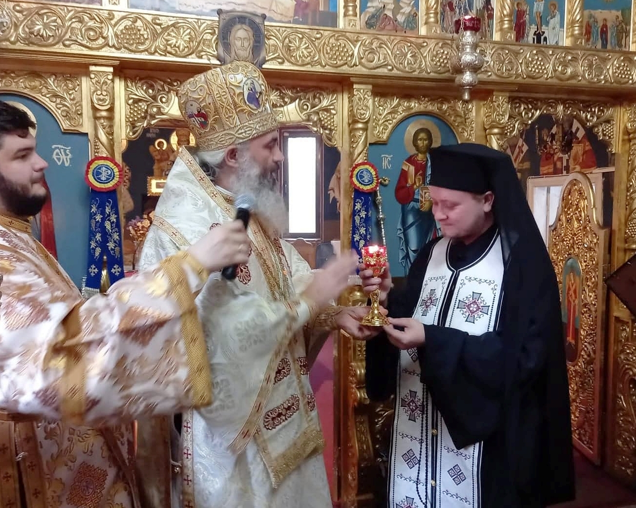 Egumenul Schitului Cărbuna, Ieromonahul Nectarie Chirița, a trecut la Domnul