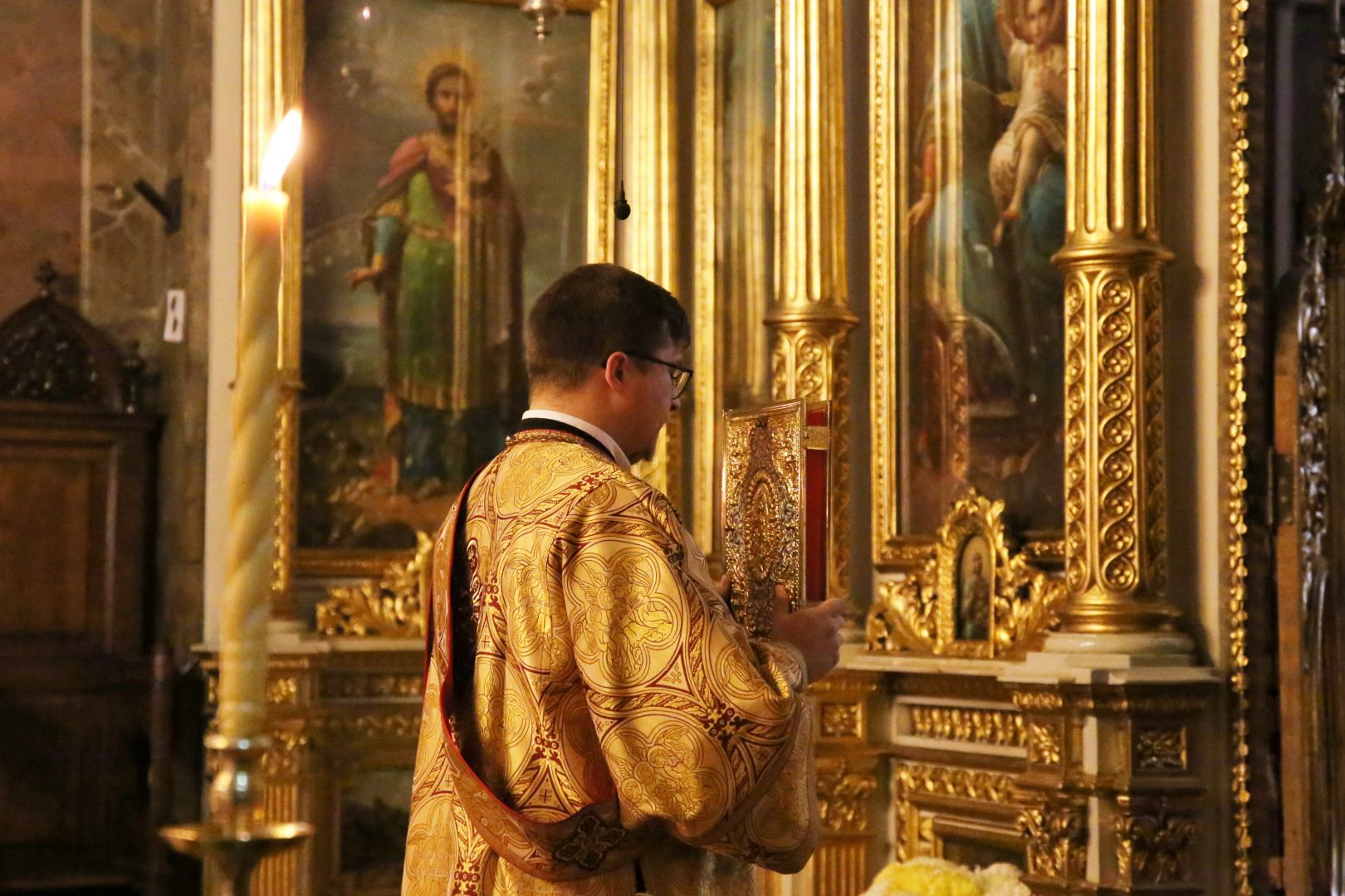 Un mitropolit din Africa a slujit astăzi, alături de IPS Teofan, la Catedrala Mitropolitană din Iași