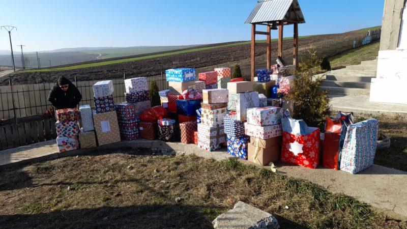 Proiectul eparhial „Vrei să fii bun, de Crăciun?”, în Protoieria Bacău