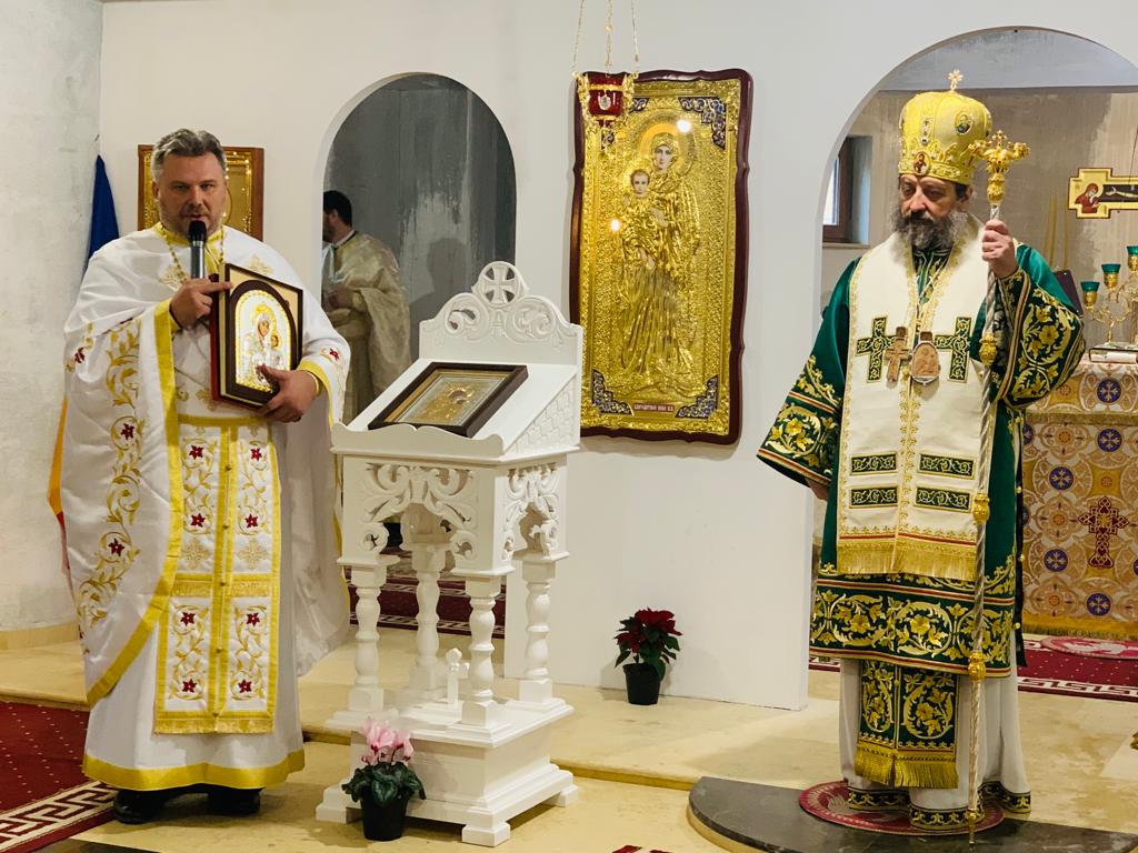 Slujbă arhierească în a doua zi de Crăciun, la singura parohie din Iași cu hramul „Sfântul Apostol și Evanghelist Luca”