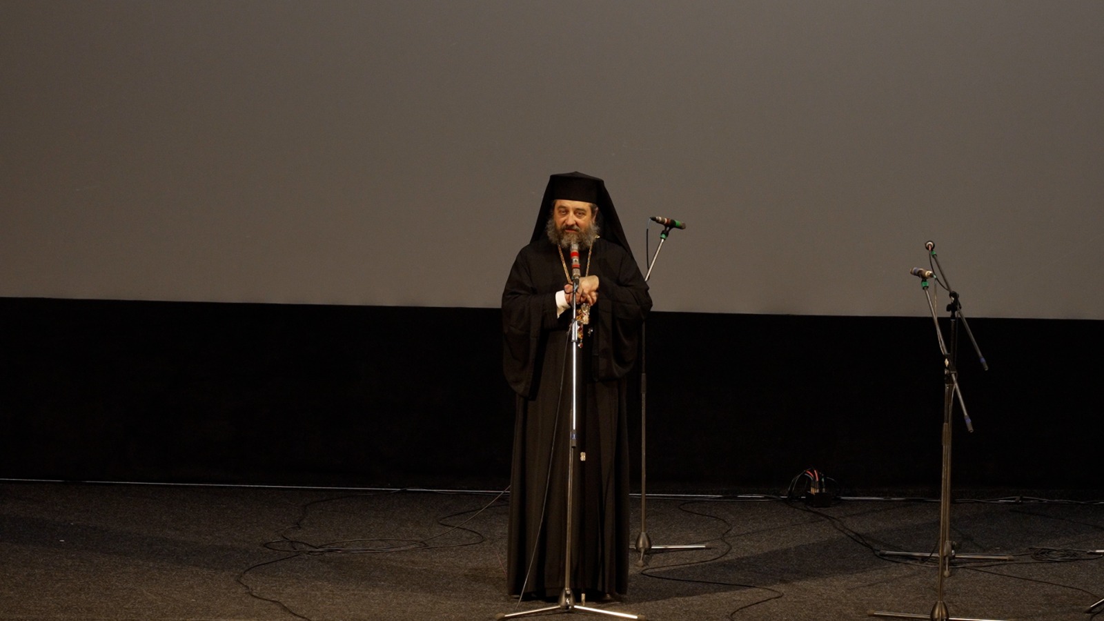 Cinci grupuri vocale și trei soliști au adus „Rugă Colindată” la Piatra Neamț