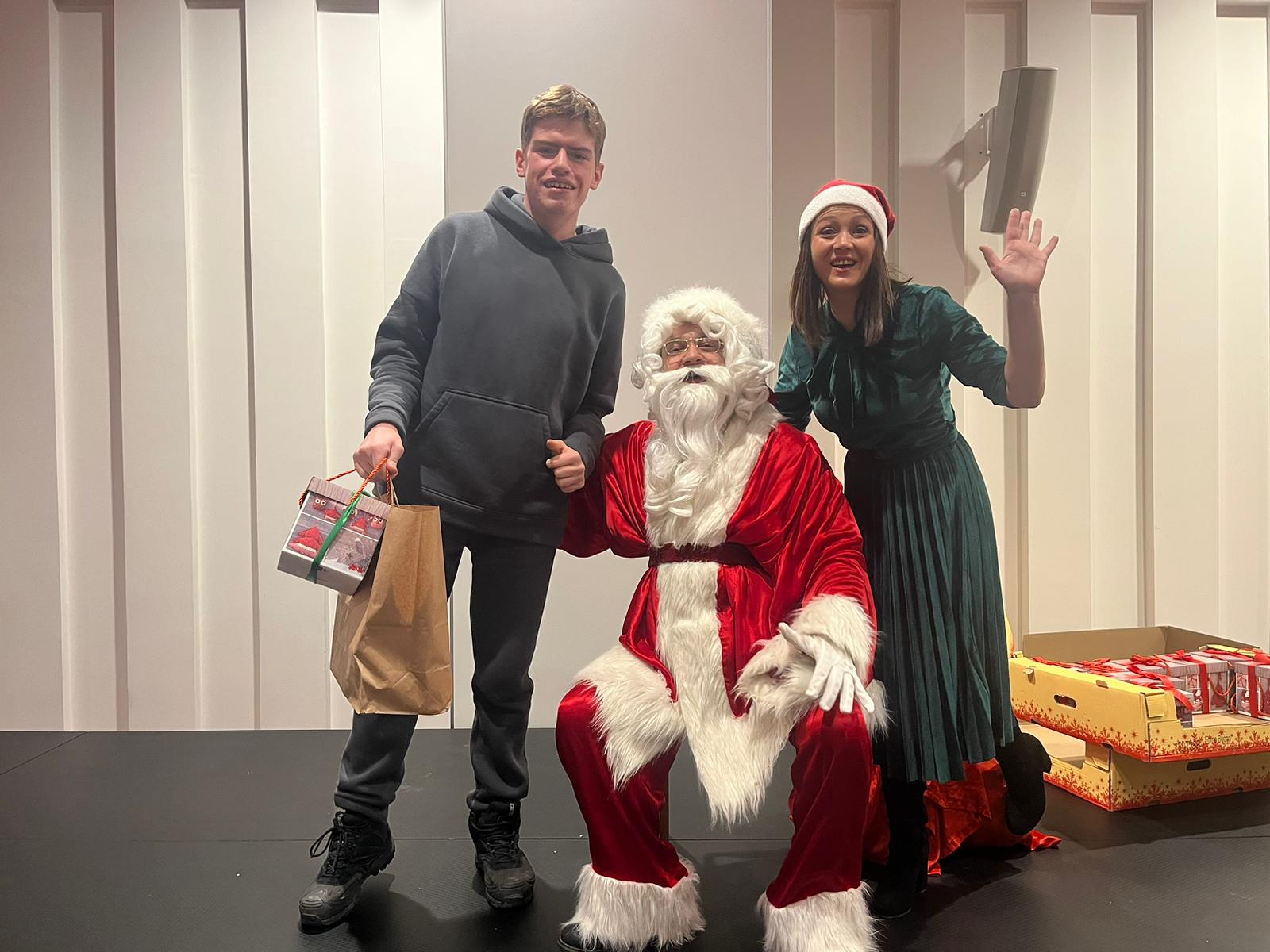 Serbare de Crăciun pentru refugiații din Ucraina, la Centrul de evenimente „Agora”