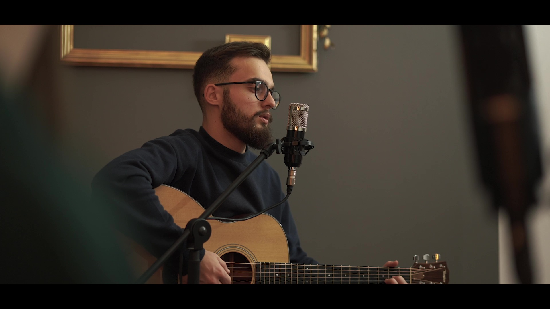 (Video) Ștefan Chircă &amp; Irina Mitu - Sfântă Noapte de Crăciun | Colind