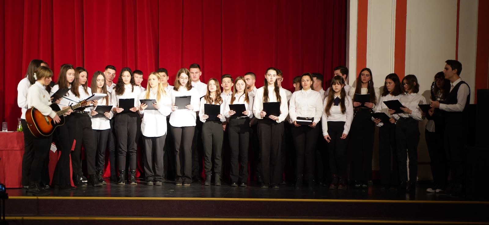 Diana și Sorin Gadola, invitații ultimei conferințe organizate de ASCOR Alba Iulia în Postul Nașterii Domnului