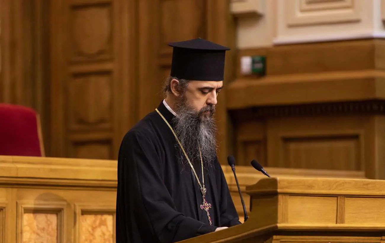 (Video) Sfântul Paisie de la Neamț și cea dintâi Filocalie a Ortodoxiei. Interviu cu Arhim. Policarp Chițulescu, directorul Bibliotecii Sfântului Sinod