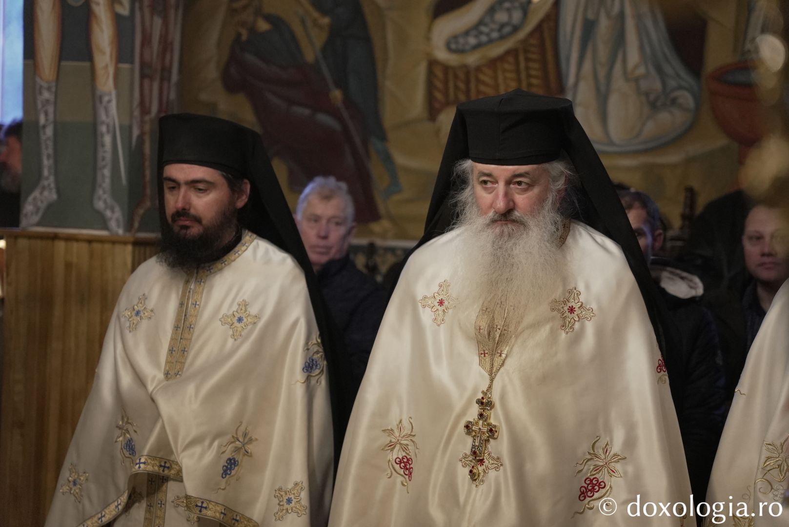 Foto: Adrian Sârbu Părintele Episcop-vicar Nichifor Botoșăneanul, prezent de praznicul Botezului Domnului la Mănăstirea Horaița