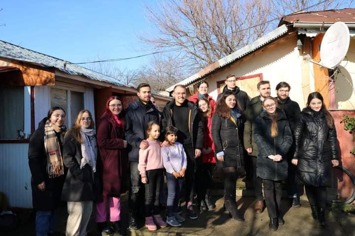 Campania „Încălzeşte un suflet”, derulată de ASCOR Iaşi