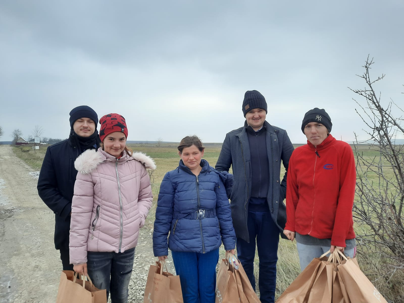 Cea de-a opta ediție a proiectului „Cutia cu papucei pentru Ei” a ajuns la final