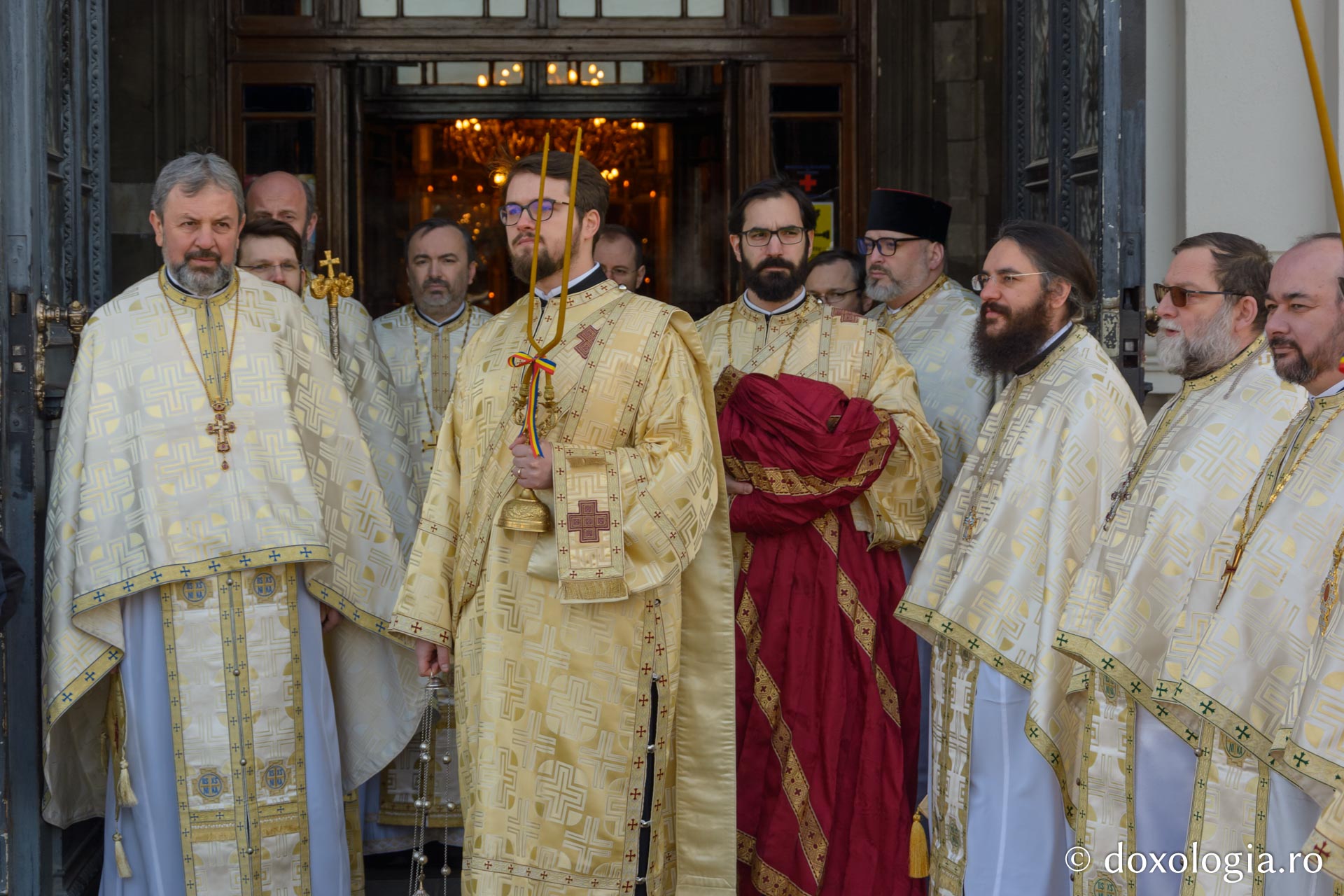 Sfinții Trei Ierarhi, sărbătoriți de studenții teologi ortodocși din capitala Moldovei