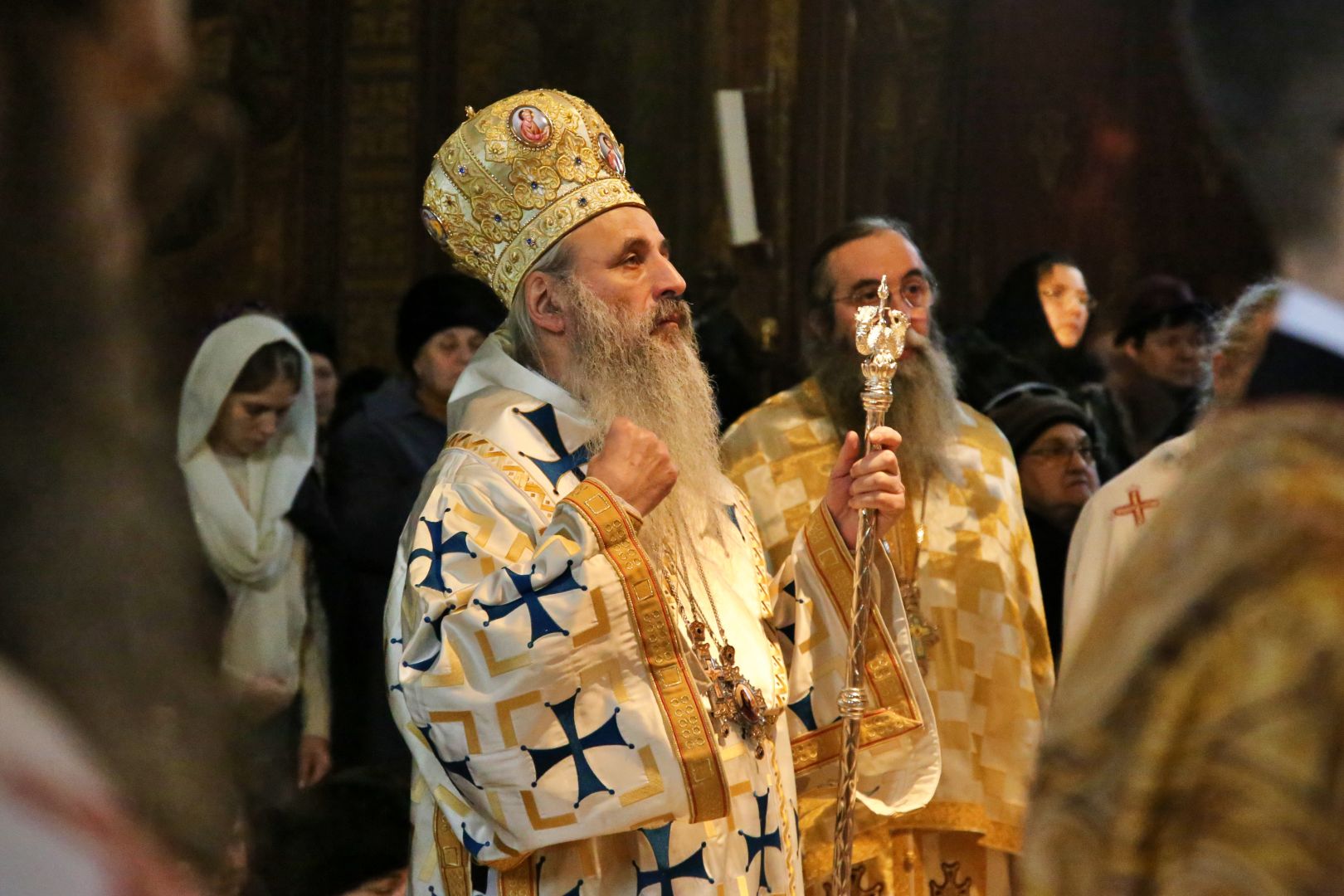 Foto: Flavius Popa „Cei trei luminători mai mari” au fost cinstiți la hramul Mănăstirii „Sfinții Trei Ierarhi” din Iași