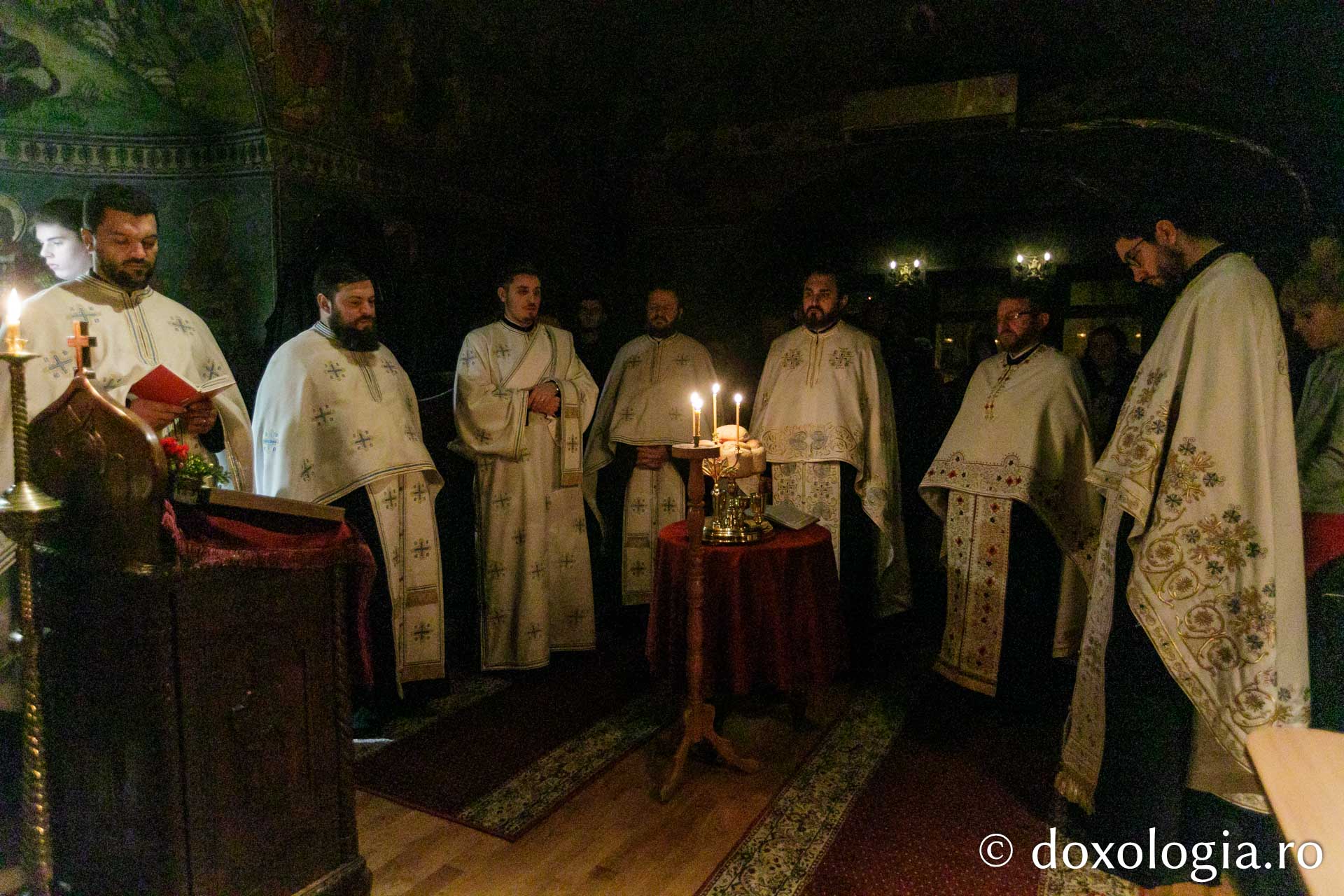 (Foto) Prăznuirea Sfântului Antipa de la Calapodești la Mănăstirea Bucium din Iași