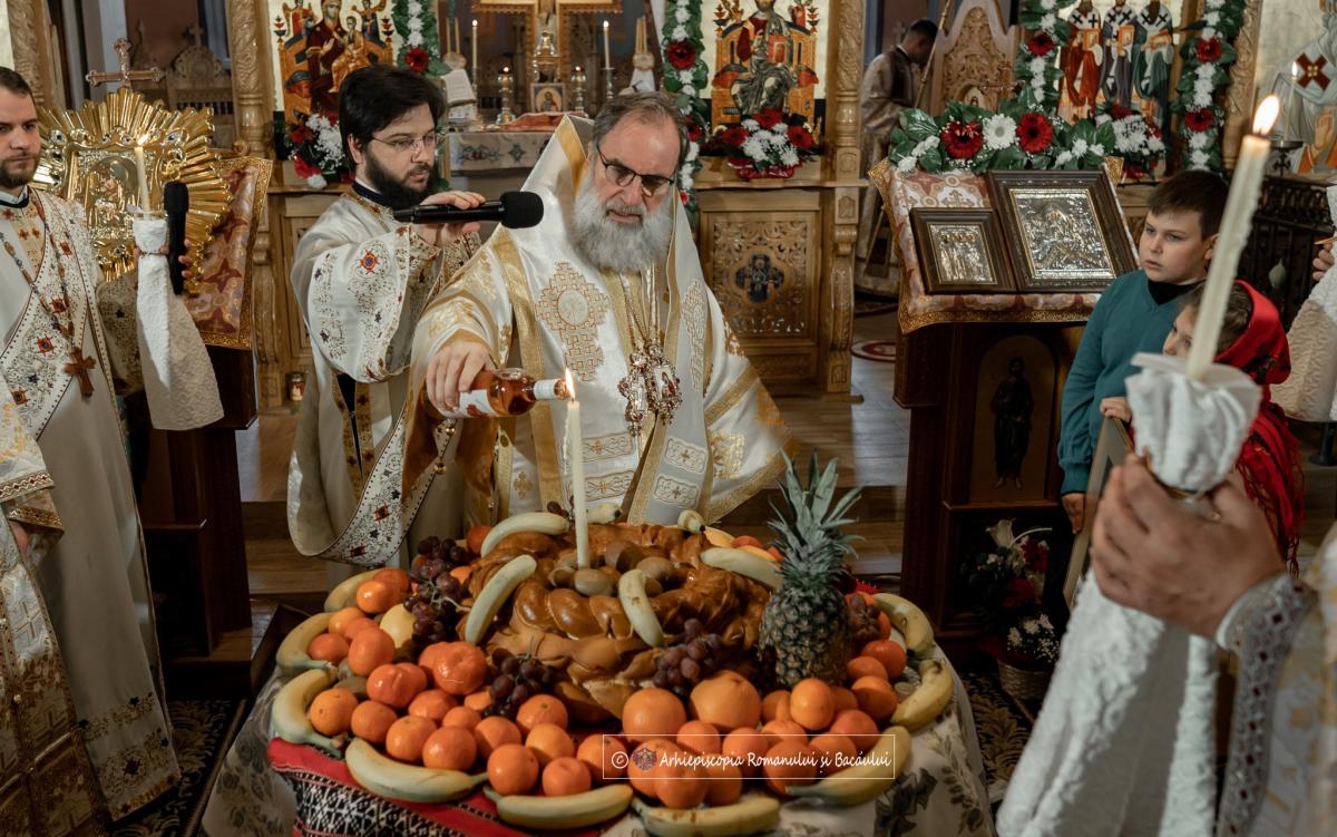 Binecuvântare arhierească la Biserica „Sfinţii Trei Ierarhi” din Bacău