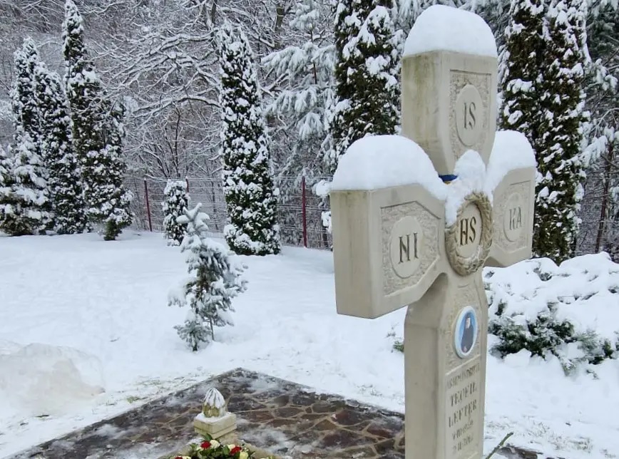 Părintele Teofil Lefter, starețul Mănăstirii Pângărați, a fost pomenit la 11 ani după trecerea la viața veșnică