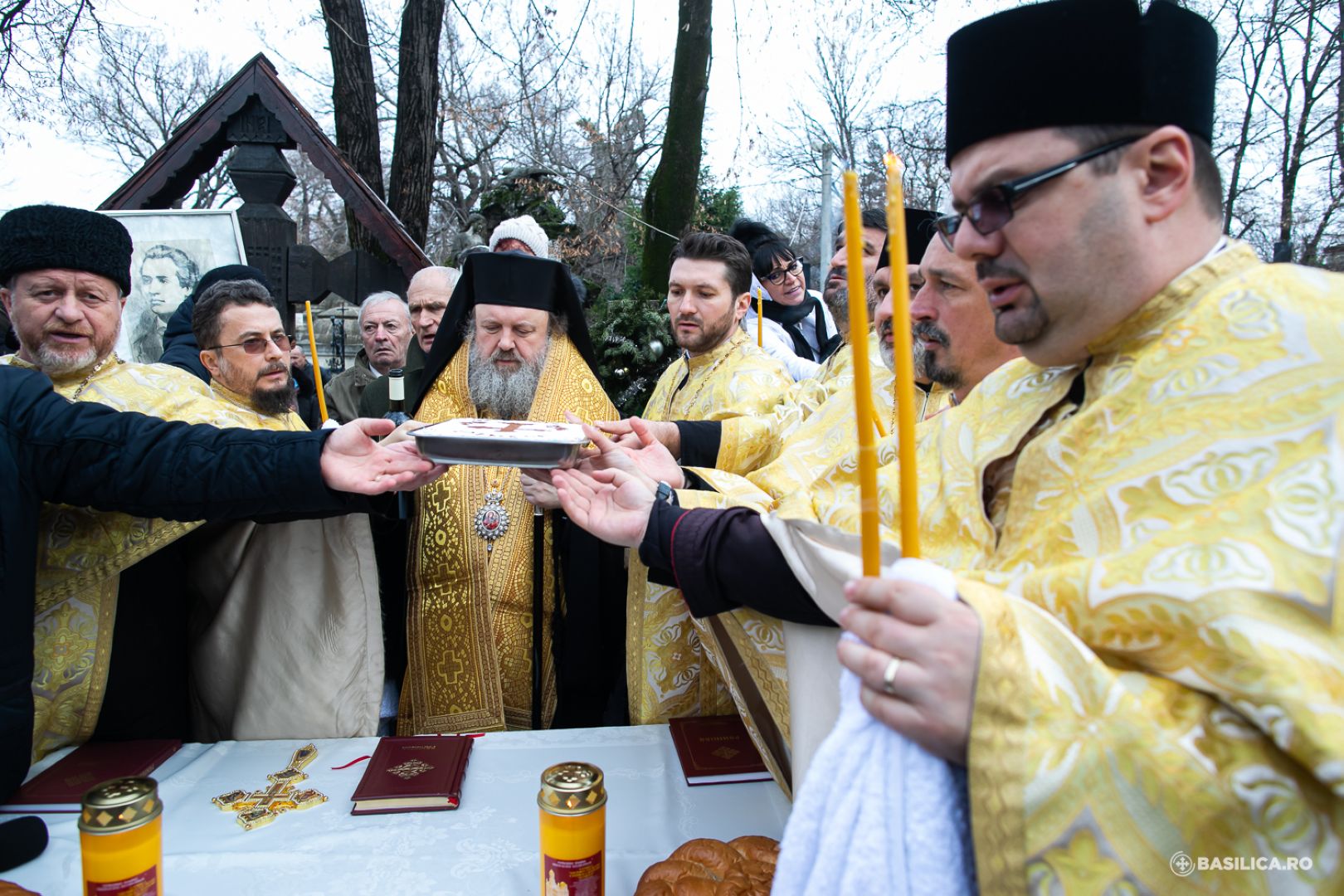 Poetul Mihai Eminescu a fost comemorat la locul său de odihnă