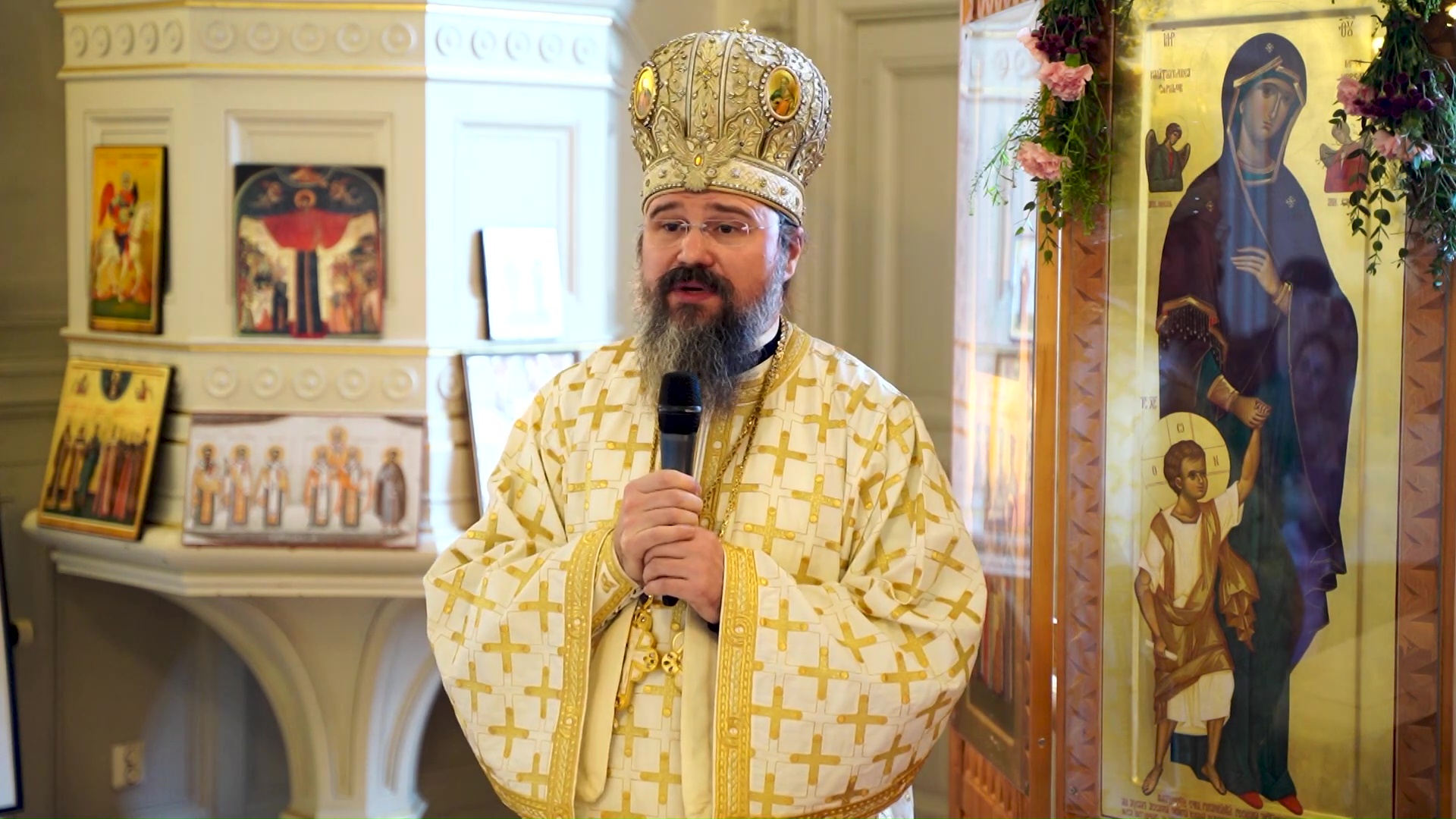 (Video) „Trei cuvinte de încurajare de la Sfinții Trei Ierarhi” – PS Macarie