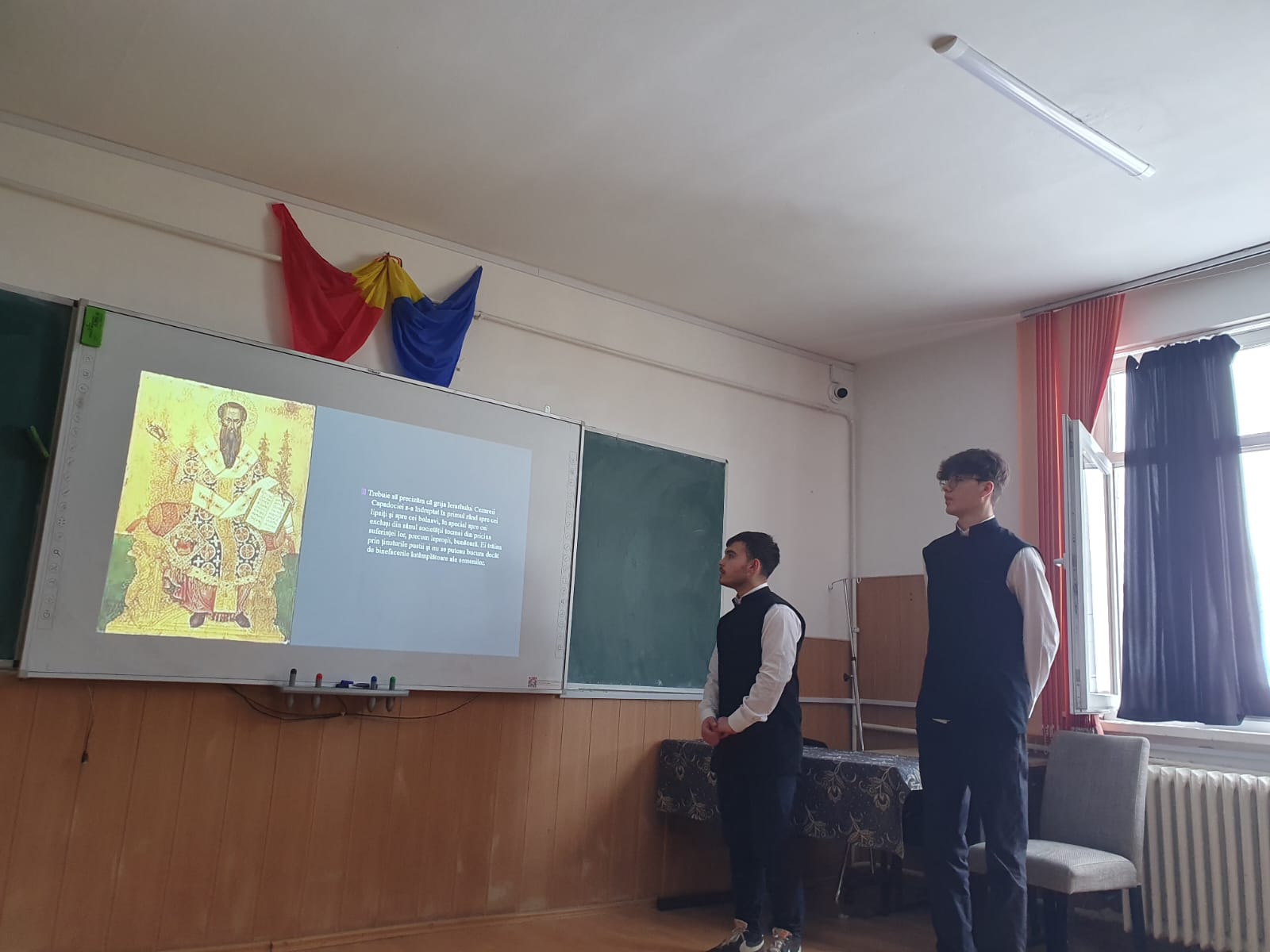 Sfinții Trei Ierarhi, cinstiți de către profesorii și elevii Liceului Teologic Ortodox din Piatra Neamț