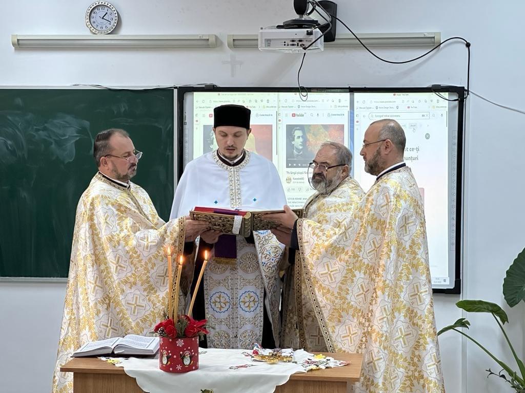 Școala din satul Păncești-Bacău, a fost sfințită