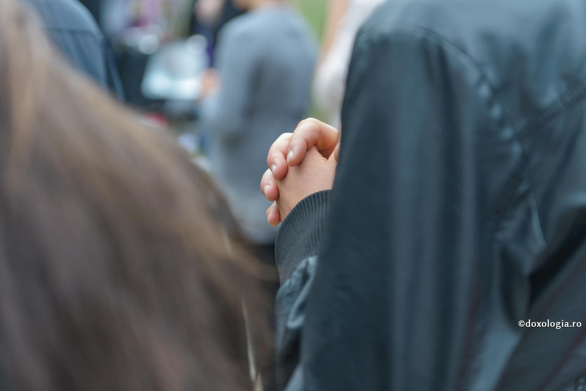 Prin mulțumirea adusă lui Dumnezeu, bolnavul primește mângâiere duhovnicească!