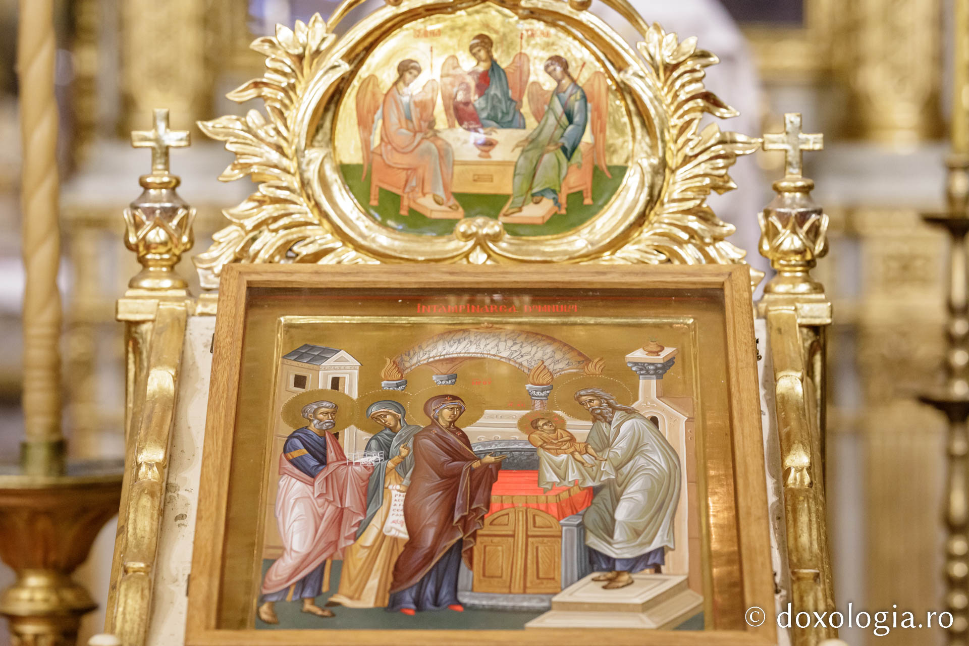 Foto: Oana Nechifor Patru ierarhi au slujit la hramul istoric al Catedralei Mitropolitane din Iași