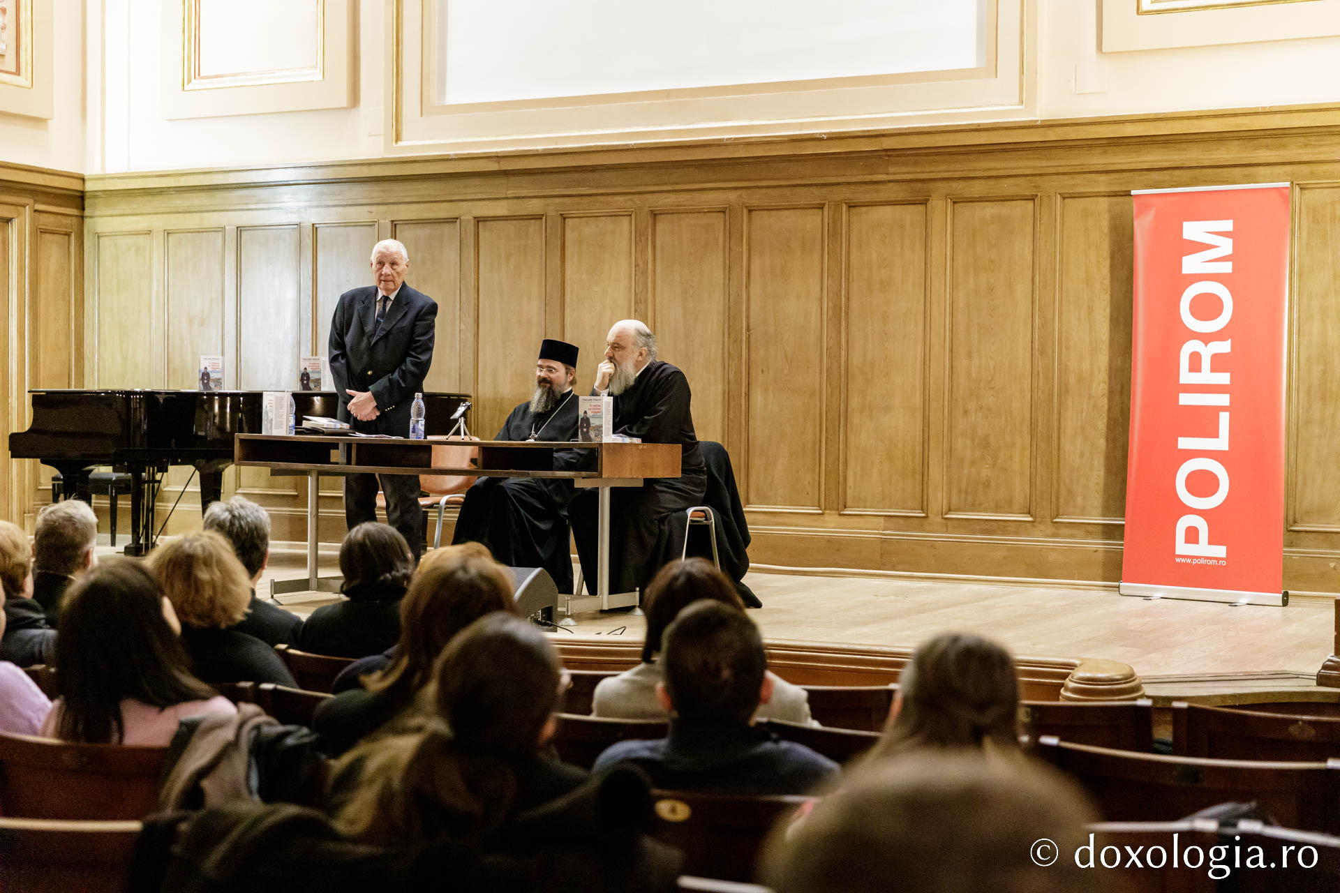 PS Macarie, o nouă apariție editorială: Mărturiile episcopului pelerin au fost prezentate la BCU Iași