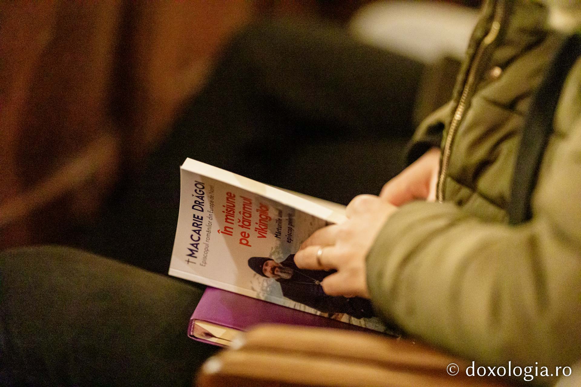 PS Macarie, o nouă apariție editorială: Mărturiile episcopului pelerin au fost prezentate la BCU Iași