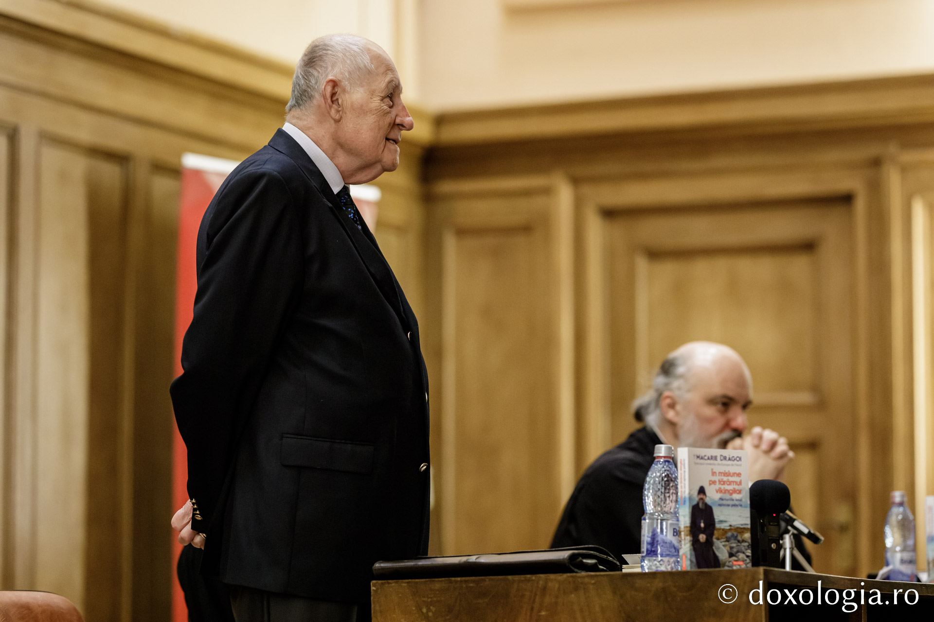 PS Macarie, o nouă apariție editorială: Mărturiile episcopului pelerin au fost prezentate la BCU Iași