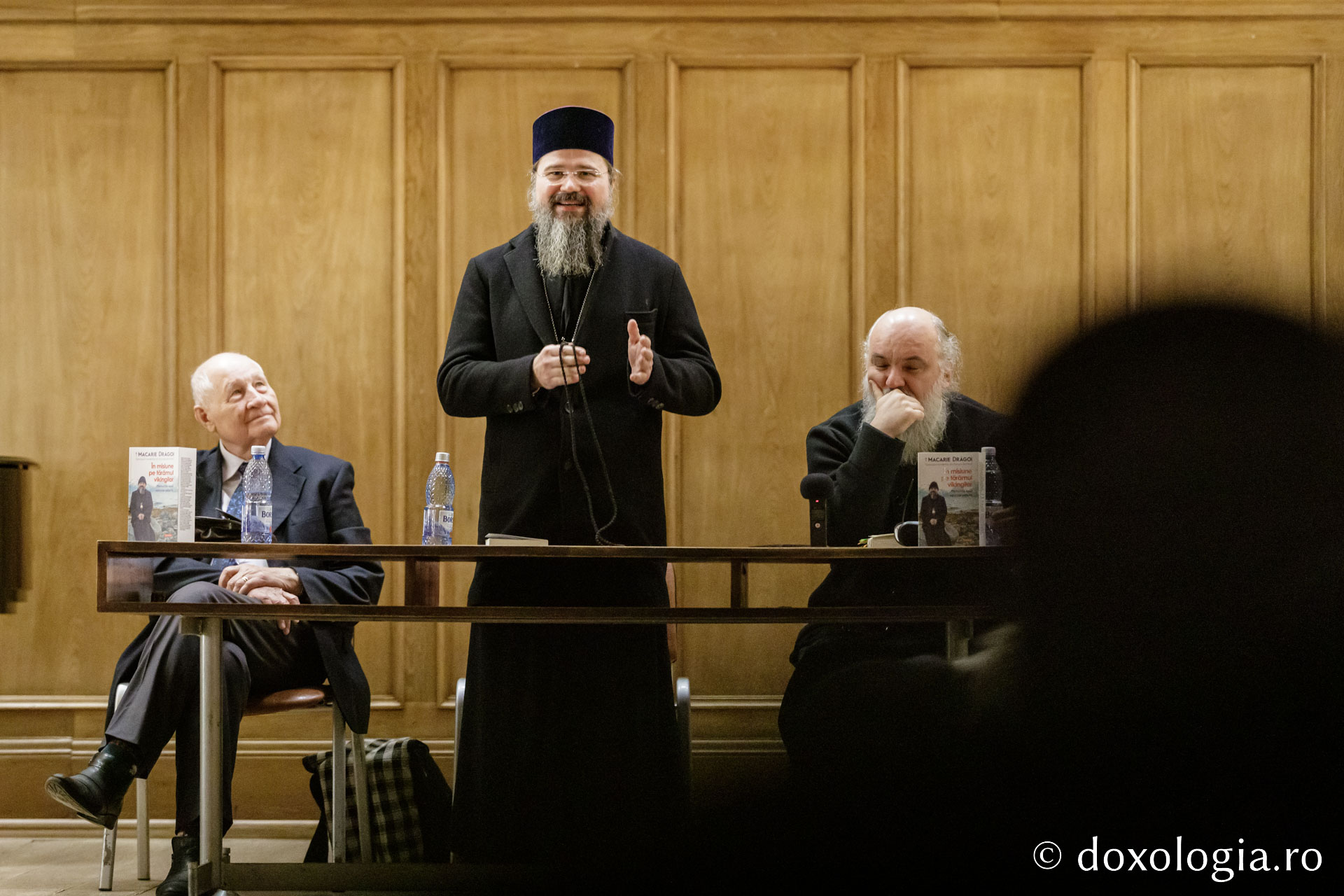 PS Macarie, o nouă apariție editorială: Mărturiile episcopului pelerin au fost prezentate la BCU Iași