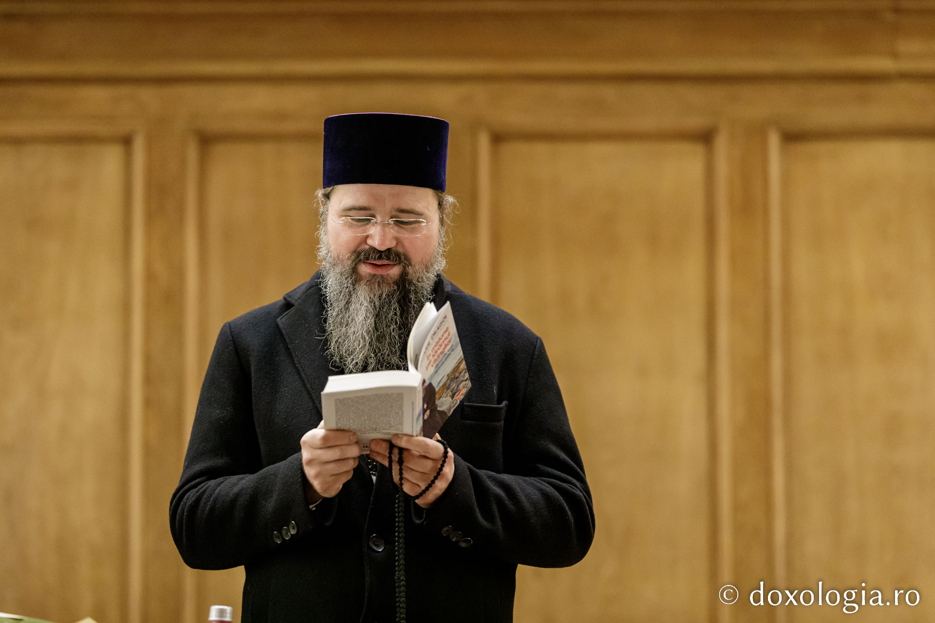 PS Macarie, o nouă apariție editorială: Mărturiile episcopului pelerin au fost prezentate la BCU Iași