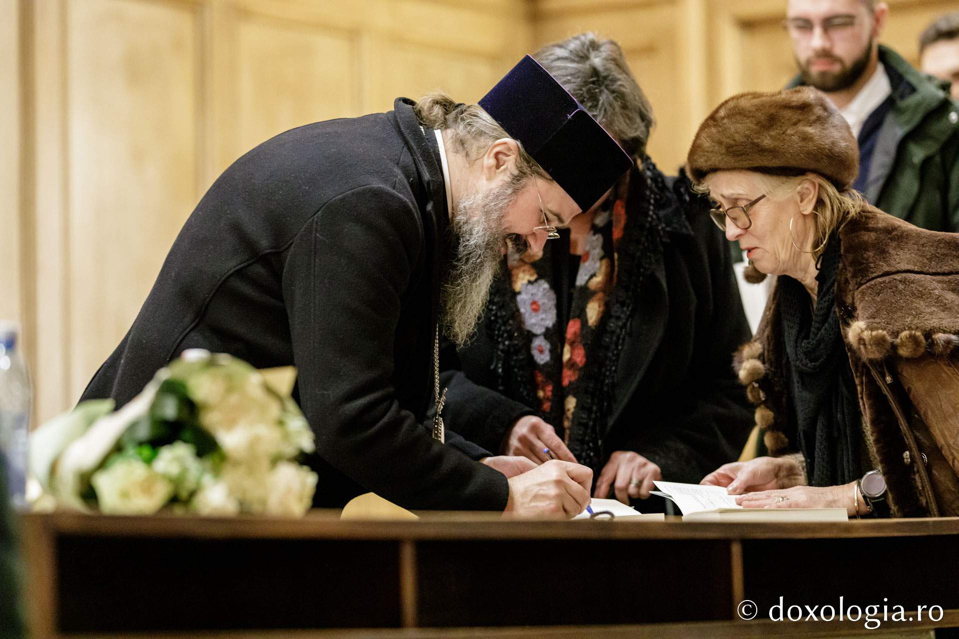 PS Macarie, o nouă apariție editorială: Mărturiile episcopului pelerin au fost prezentate la BCU Iași