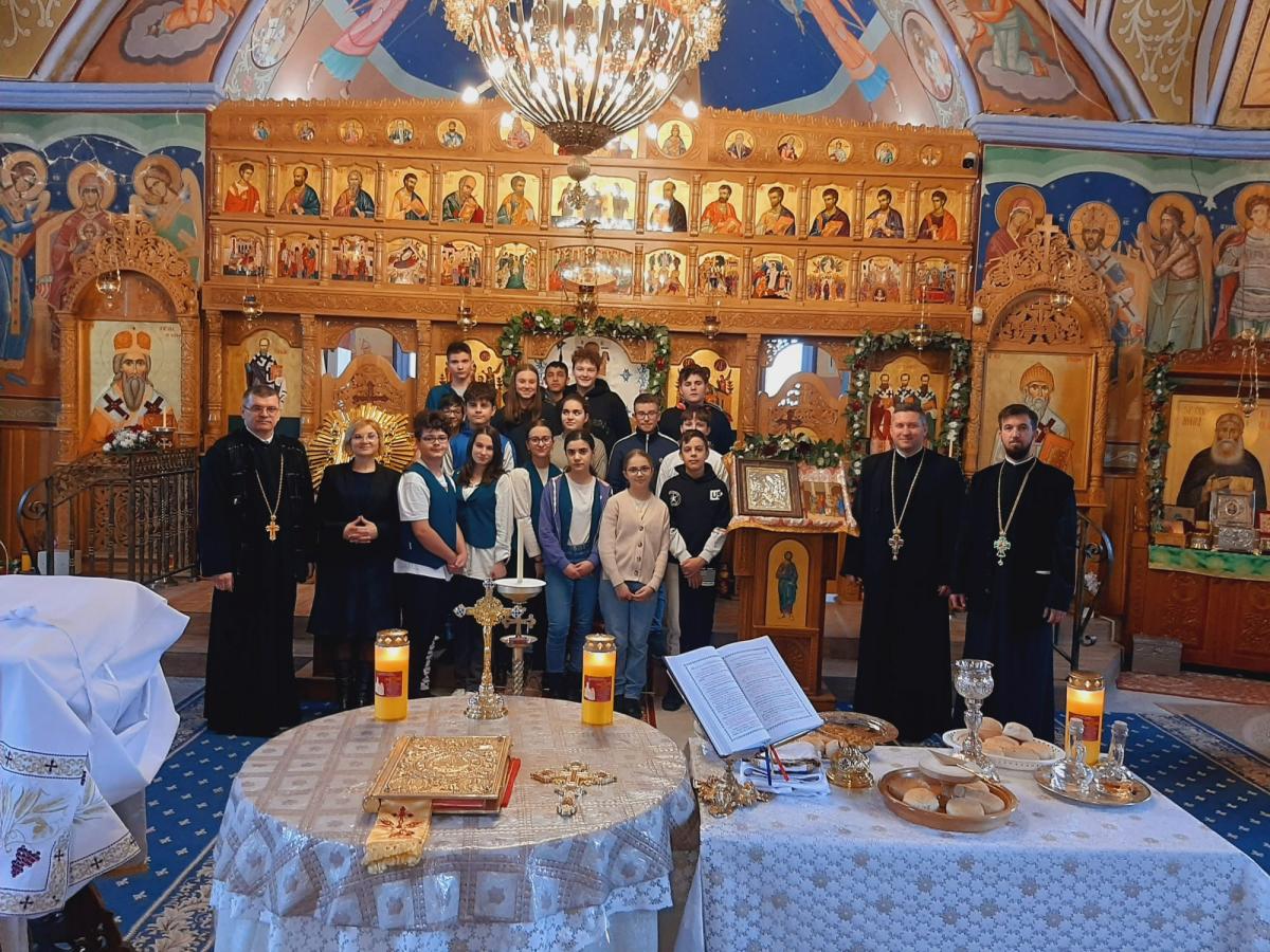 Activităţi catehetice în Parohia „Sfinţii Trei Ierarhi” din Bacău